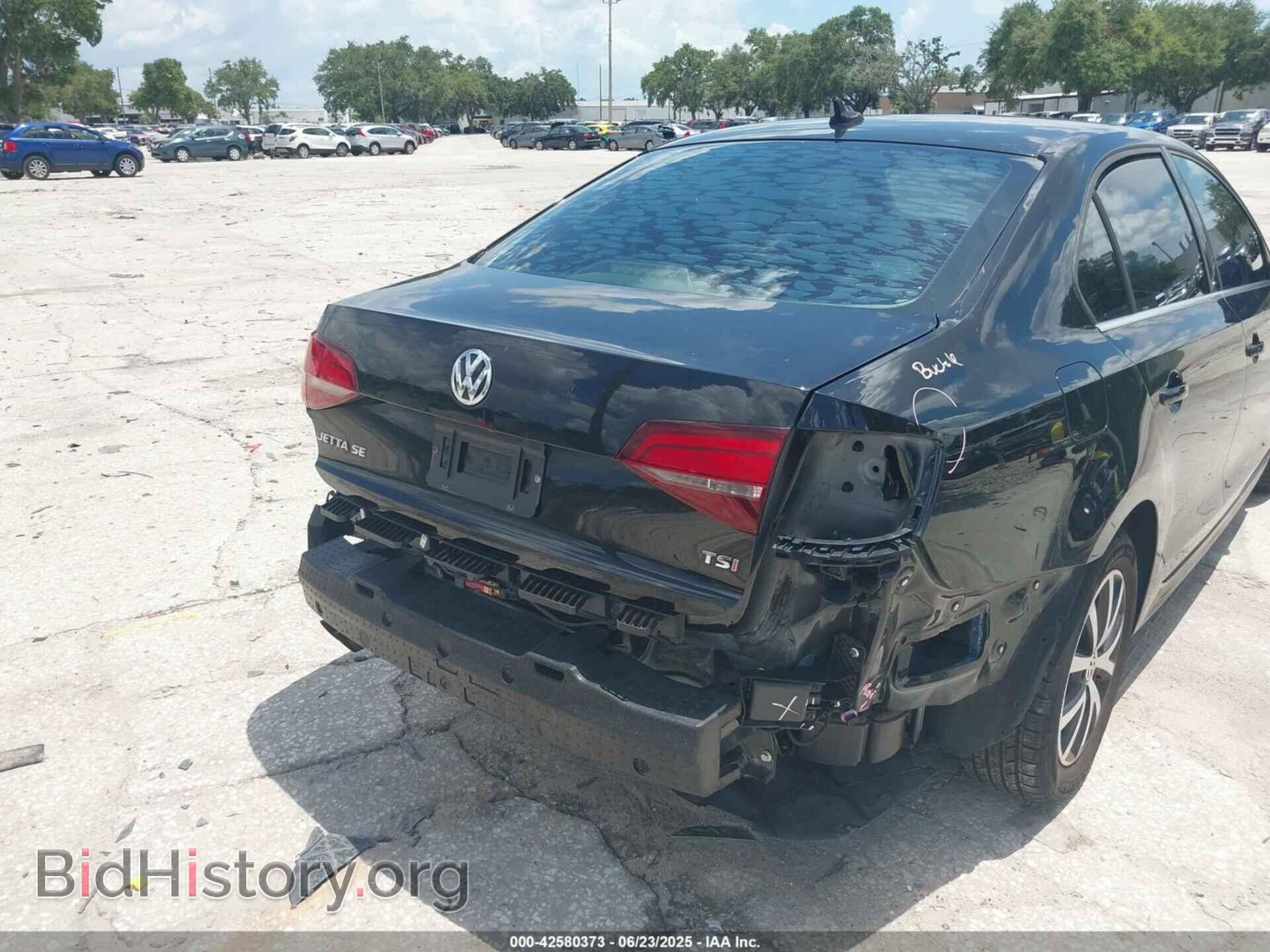 2017 VOLKSWAGEN JETTA - VIN: 3VWDB7AJXHM201714 - Фото 6