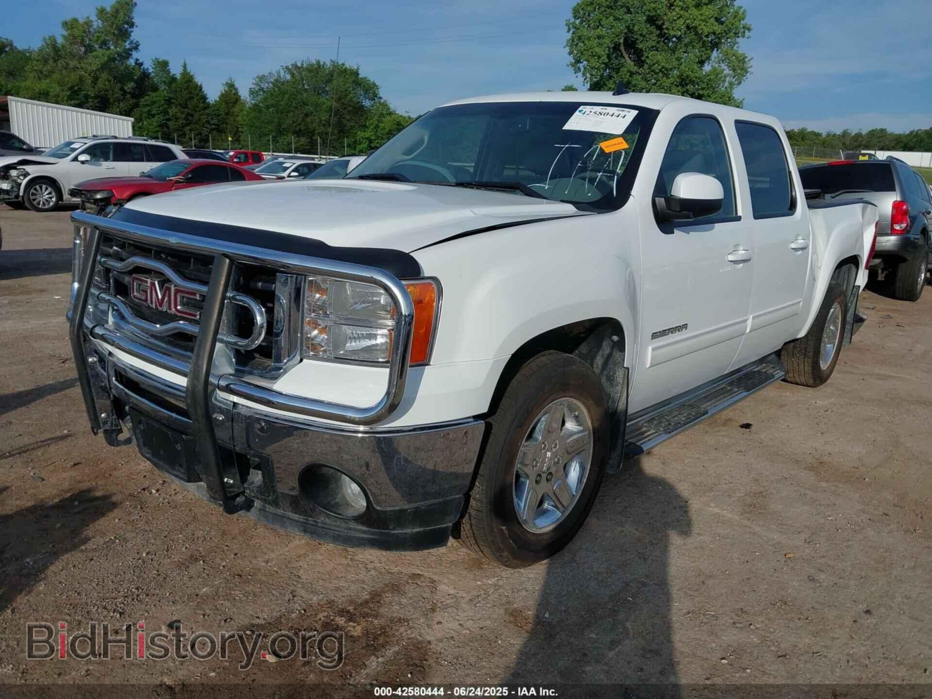 2011 GMC SIERRA - VIN: 3GTP2WE34BG399704 - Фото 2
