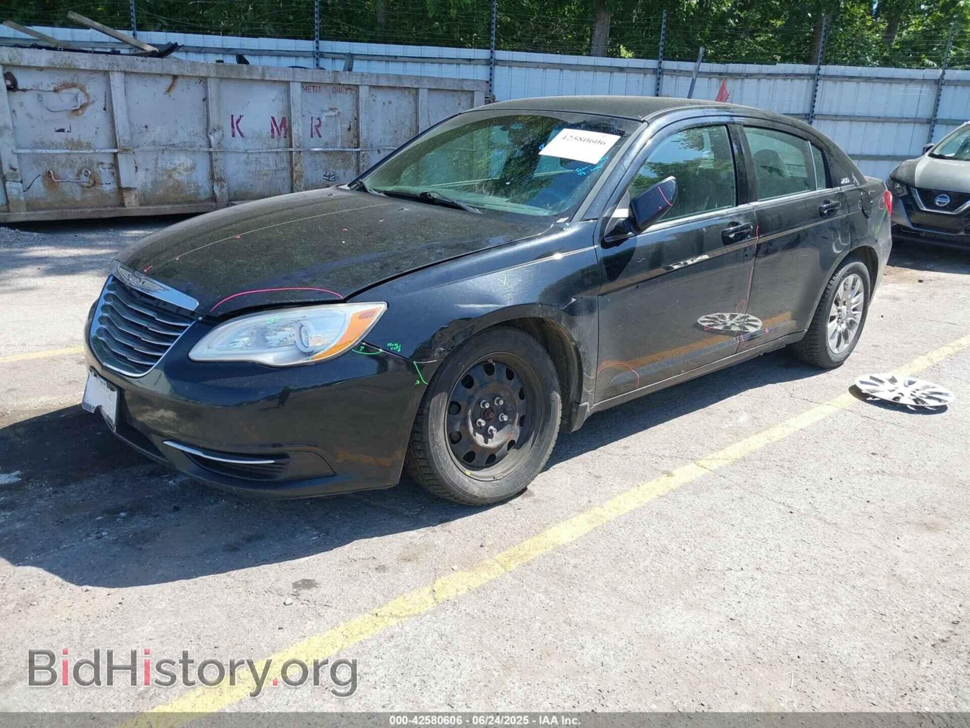 2013 CHRYSLER 200 - VIN: 1C3CCBAB2DN686751 - Photo 2