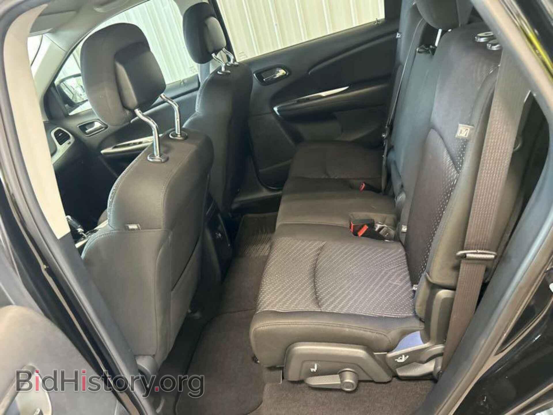 2019 DODGE JOURNEY - VIN: 3C4PDCBB4KT863974 - Фото 3