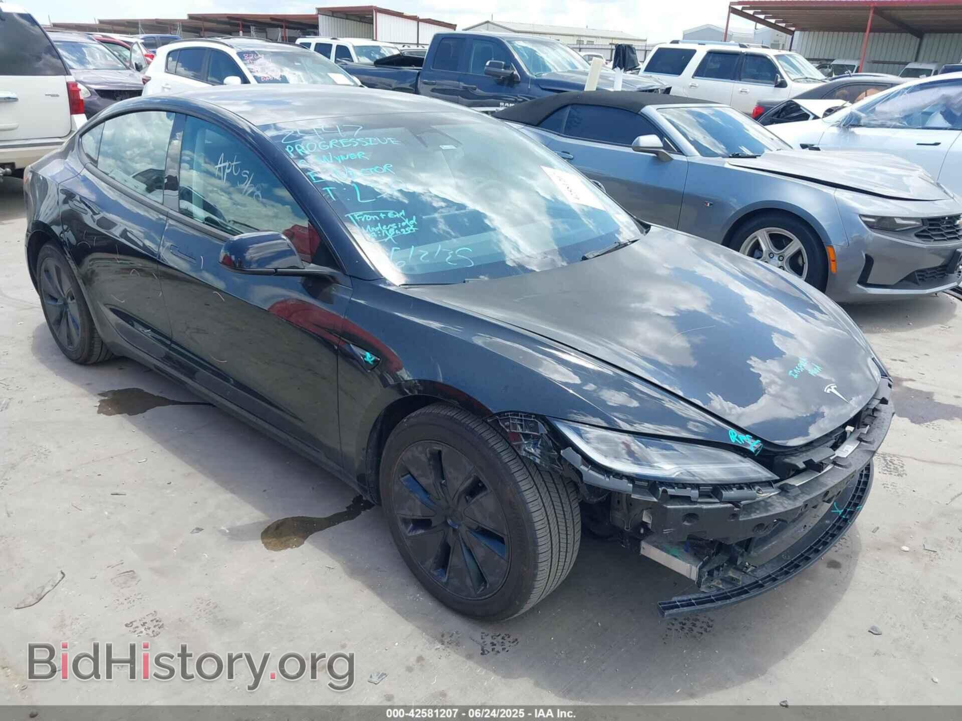 Фотография 5YJ3E1EAXRF734469 - TESLA MODEL 3 2024