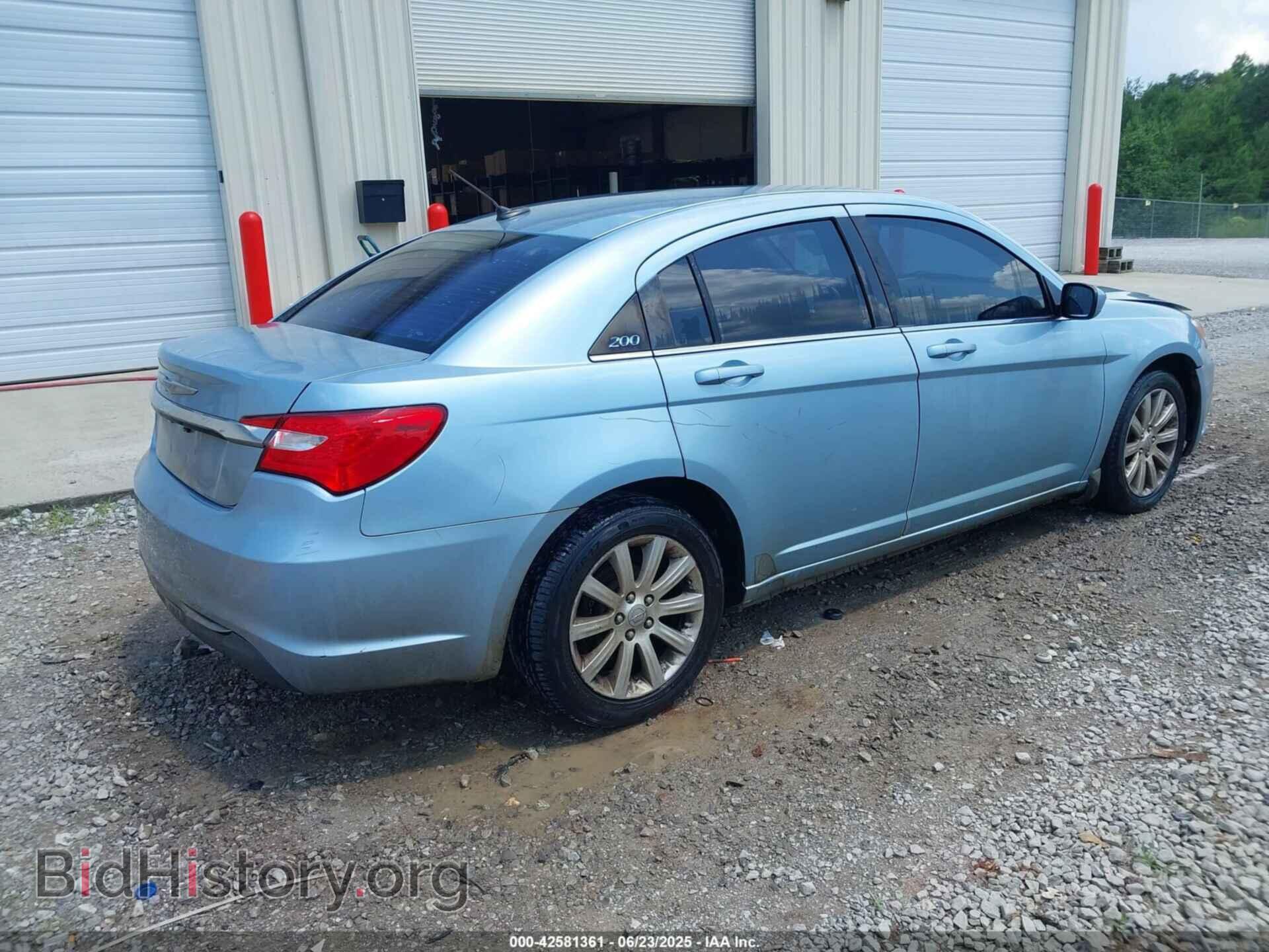 2012 CHRYSLER 200 - VIN: 1C3CCBBGXCN308105 - Фото 4