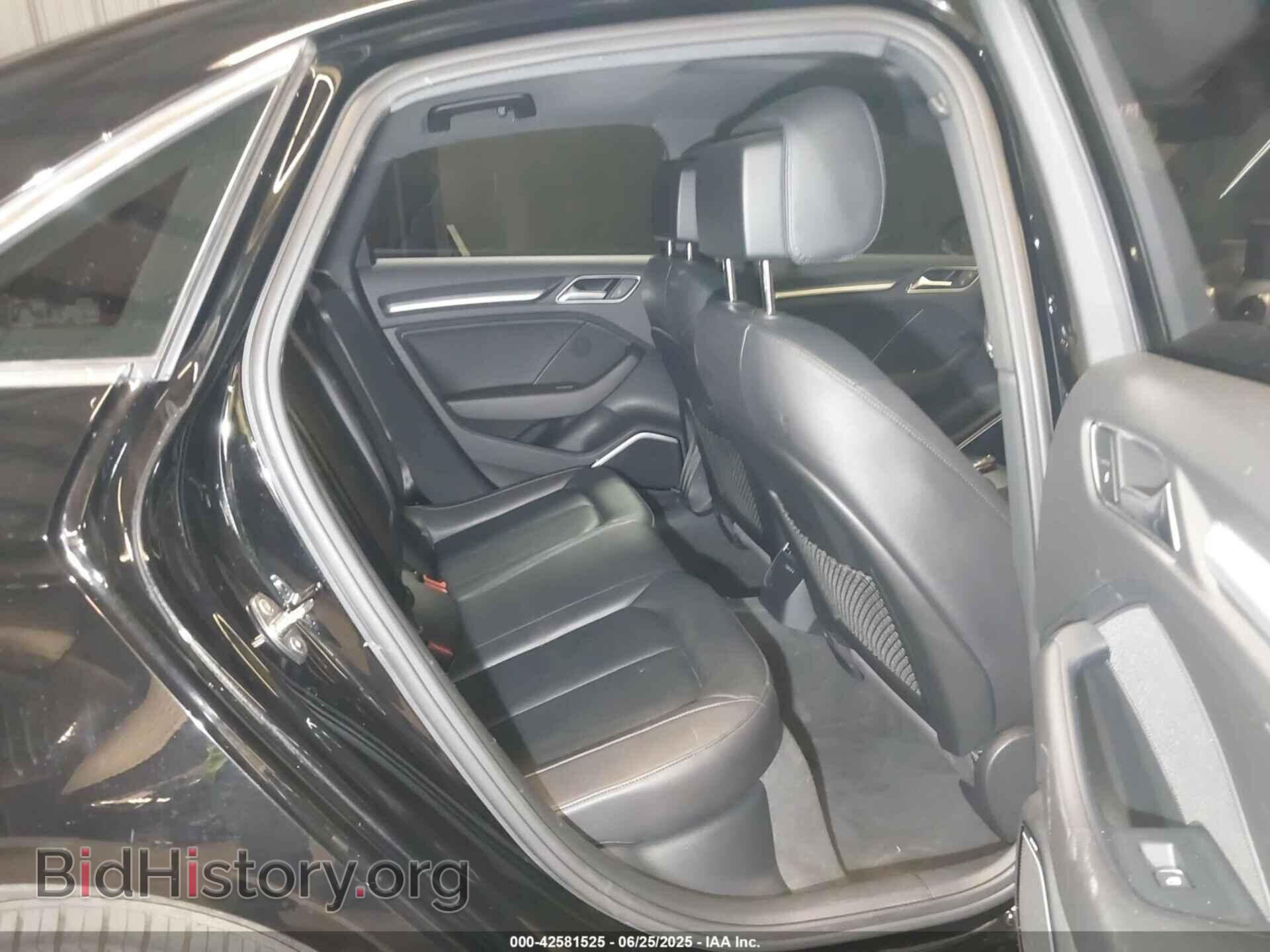 2018 AUDI A3 - VIN: WAUJ8GFF5J1027348 - Фото 8