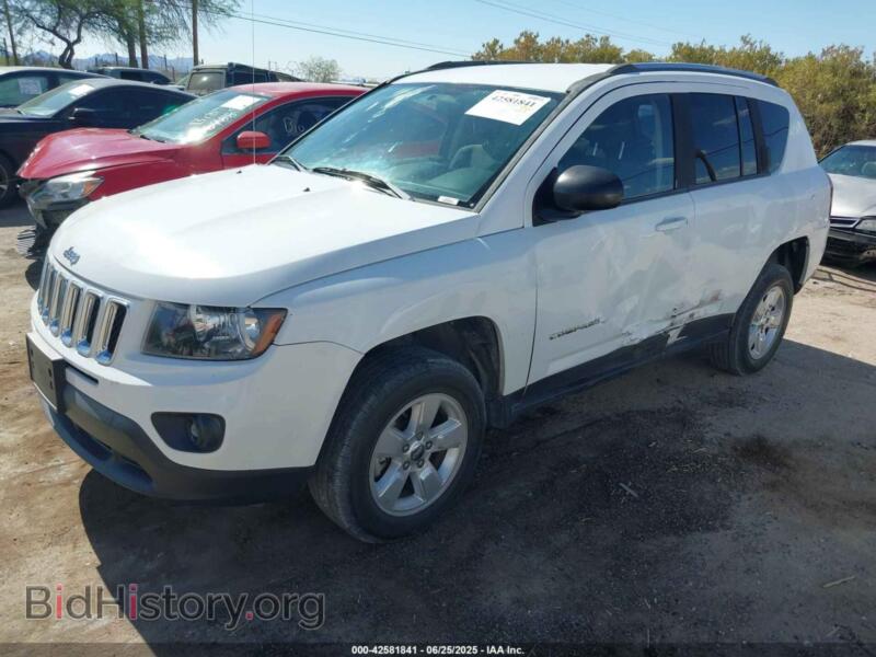 2015 Jeep COMPASS (VIN 1C4NJCBA8FD138090) — photo 2 of 16