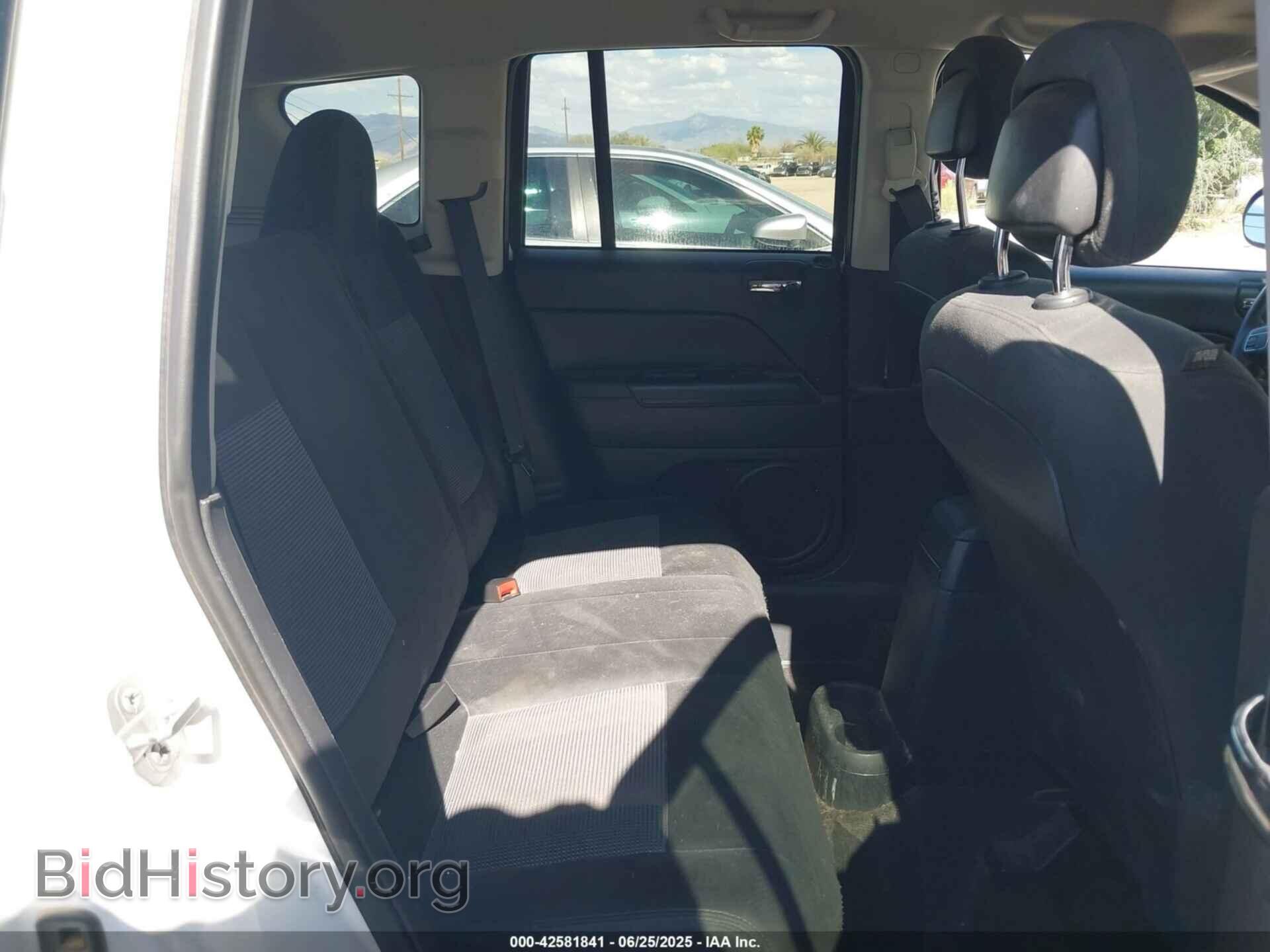 2015 JEEP COMPASS - VIN: 1C4NJCBA8FD138090 - Фото 8