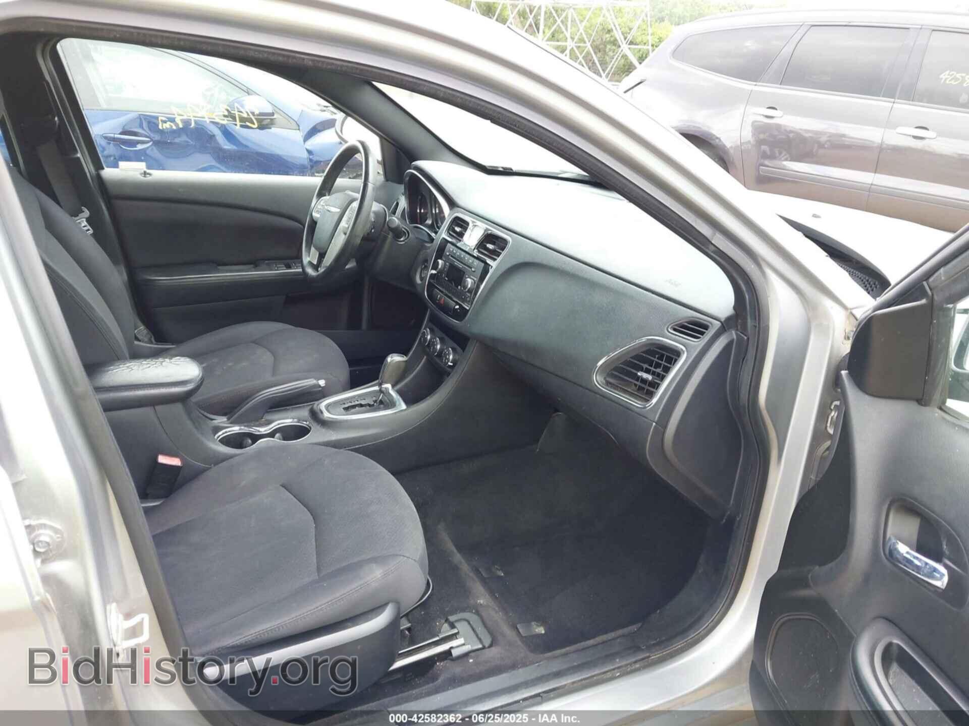 2013 CHRYSLER 200 - VIN: 1C3CCBBG1DN696374 - Фото 5