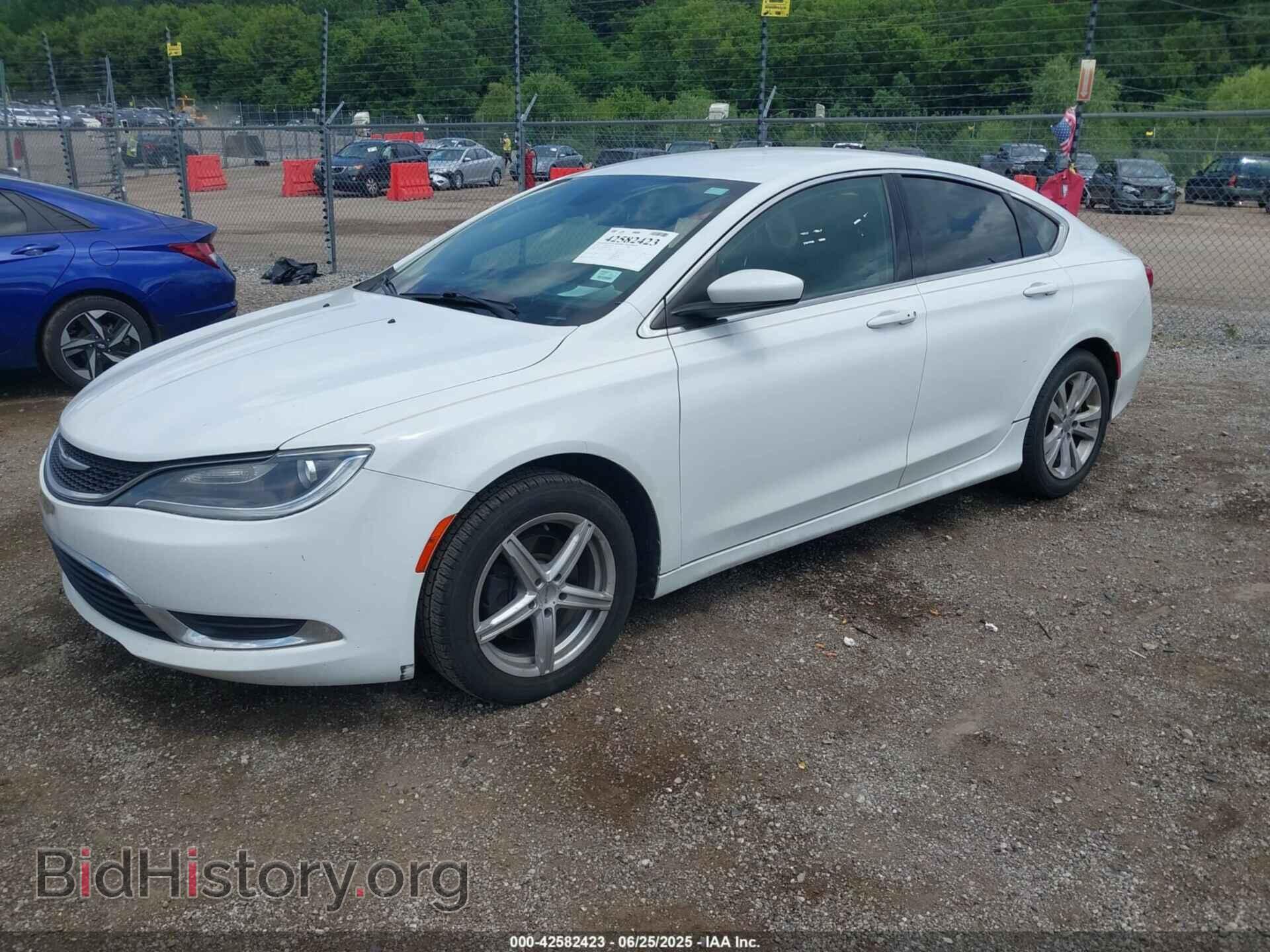 2016 CHRYSLER 200 - VIN: 1C3CCCAB9GN153273 - Фото 2