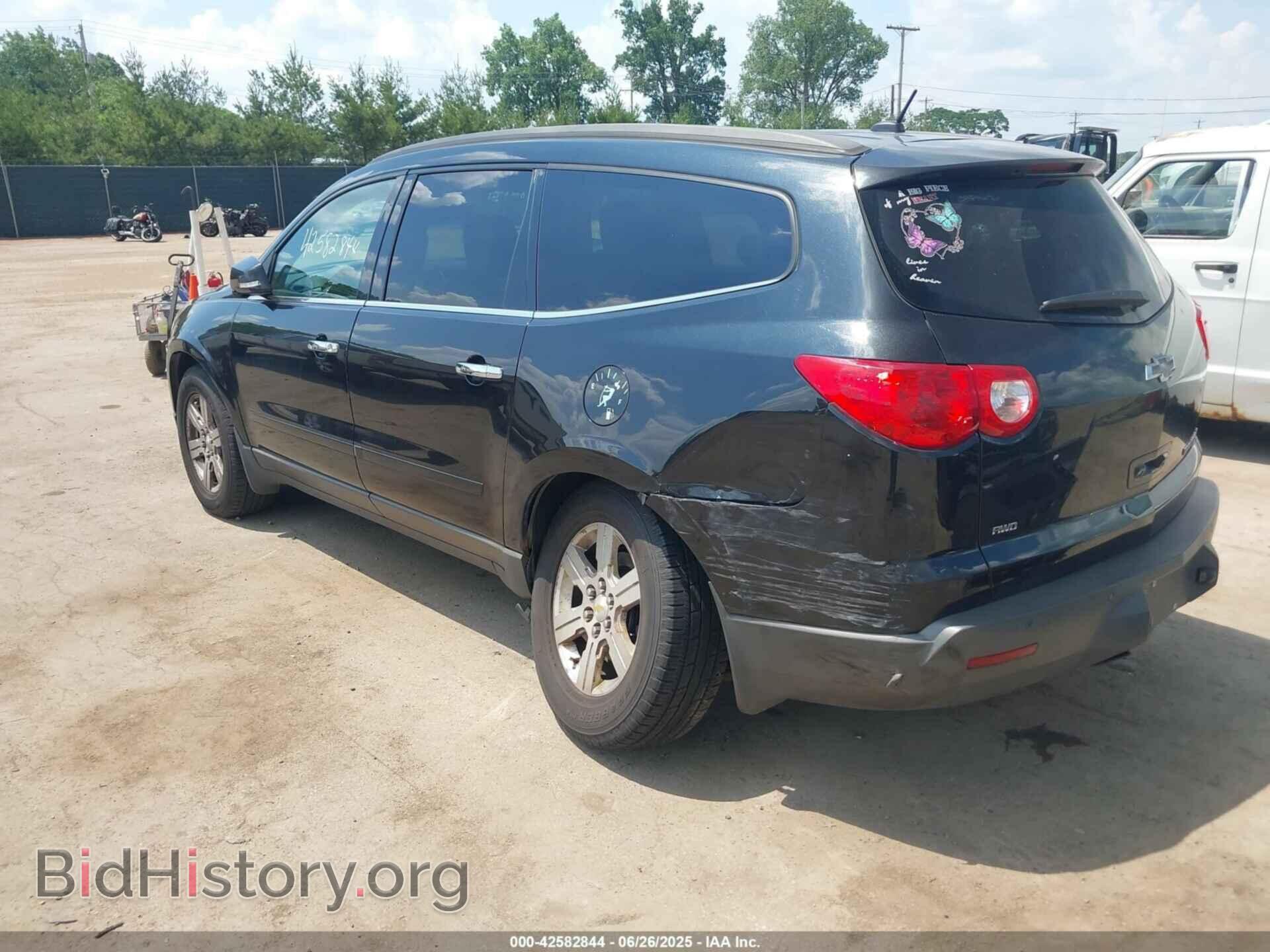 2012 CHEVROLET TRAVERSE - VIN: 1GNKVJED6CJ330498 - Фото 3