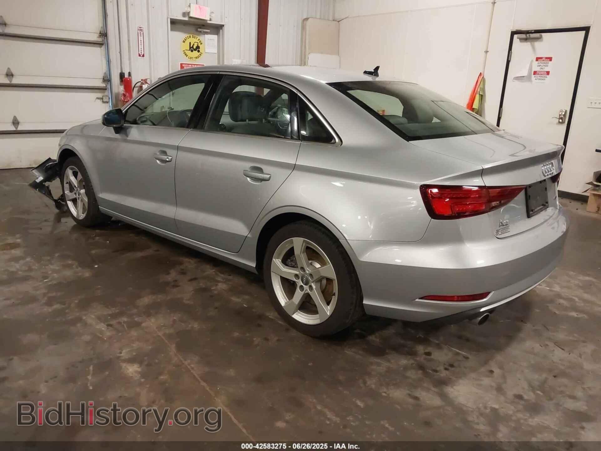 2019 AUDI A3 - VIN: WAUBEGFF3KA087806 - Фото 3