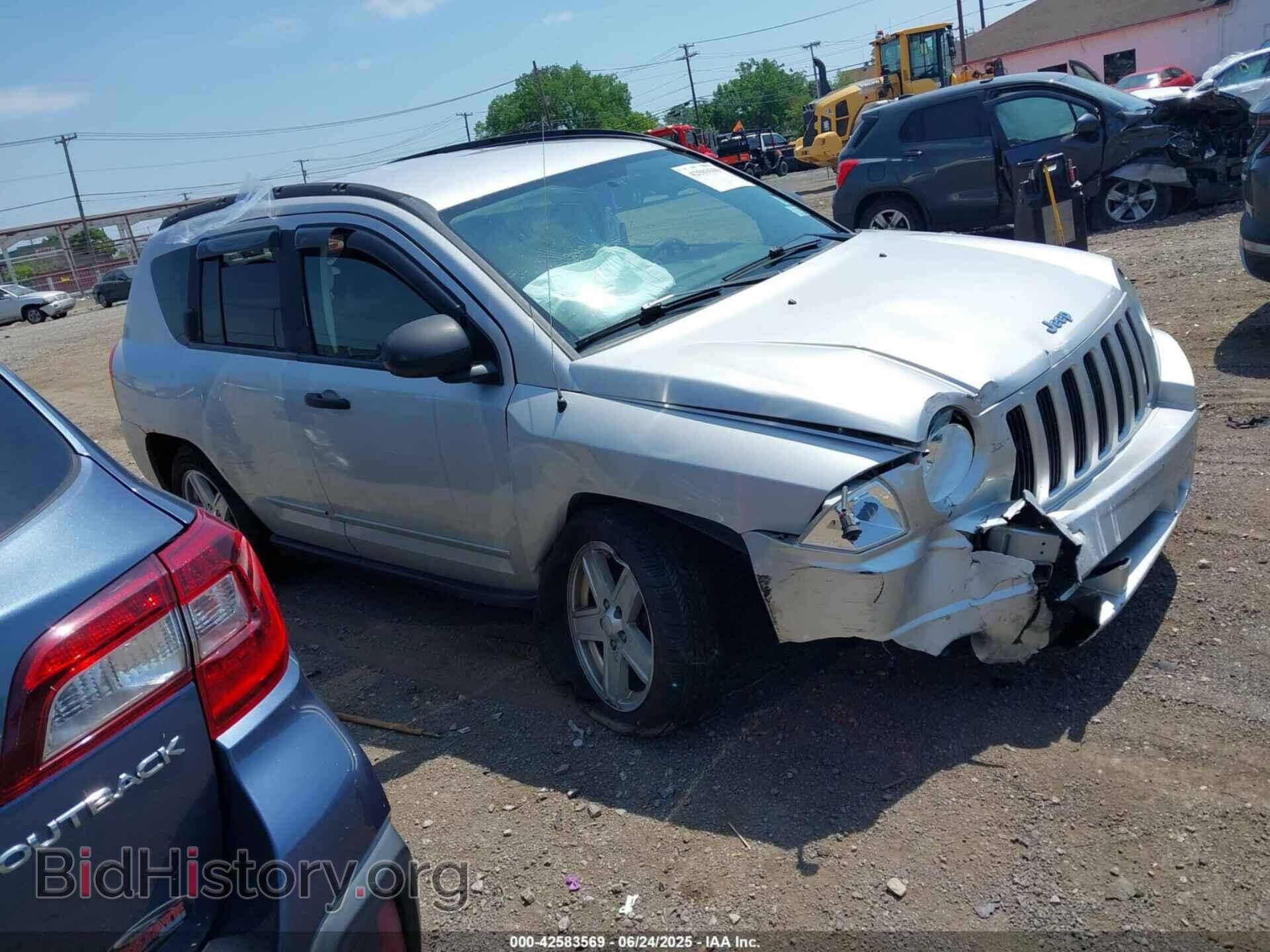 Фотография 1J8FT47W48D608913 - JEEP COMPASS 2008