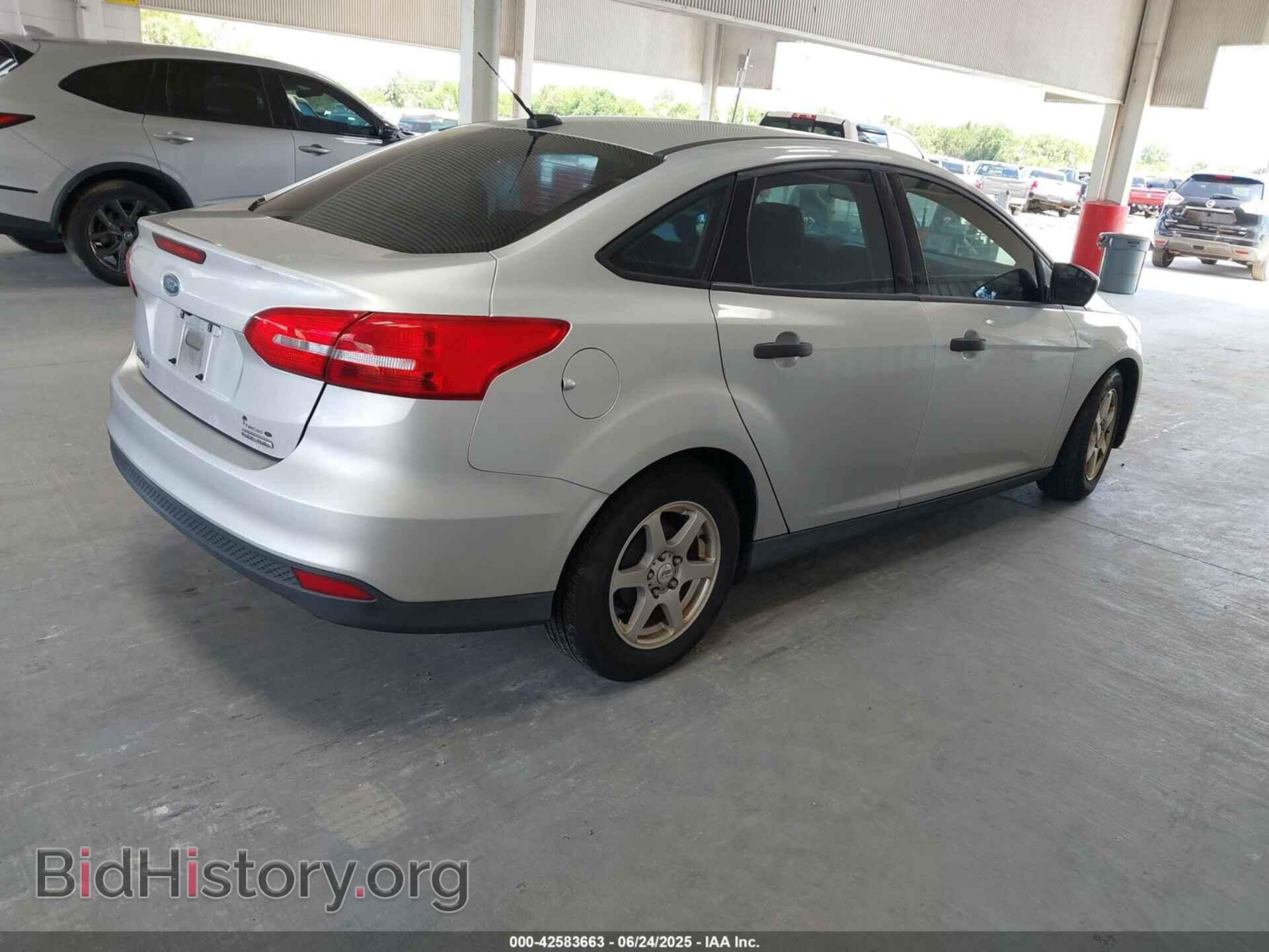 2016 FORD FOCUS - VIN: 1FADP3E26GL393705 - Фото 4