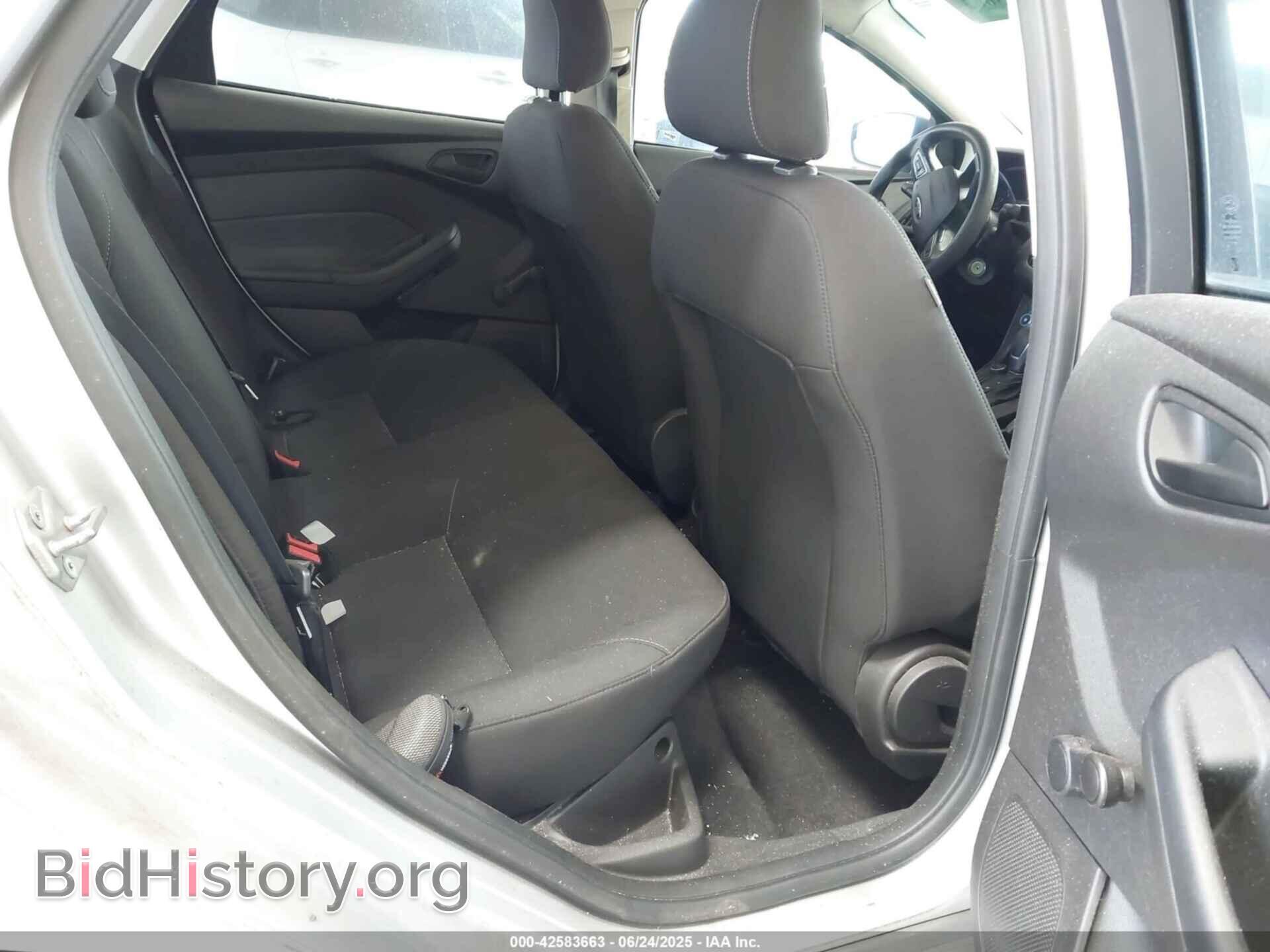 2016 FORD FOCUS - VIN: 1FADP3E26GL393705 - Фото 8