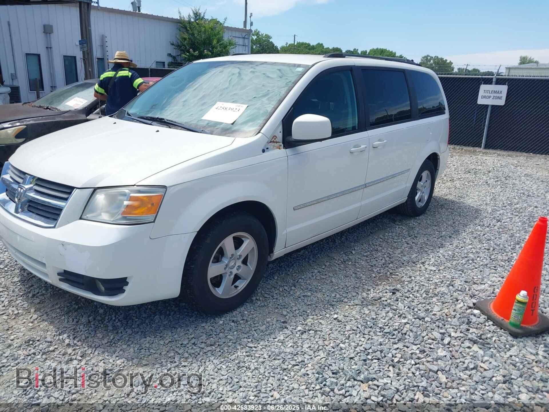 2010 DODGE GRAND CARAVAN - VIN: 2D4RN5D10AR111568 - Фото 2