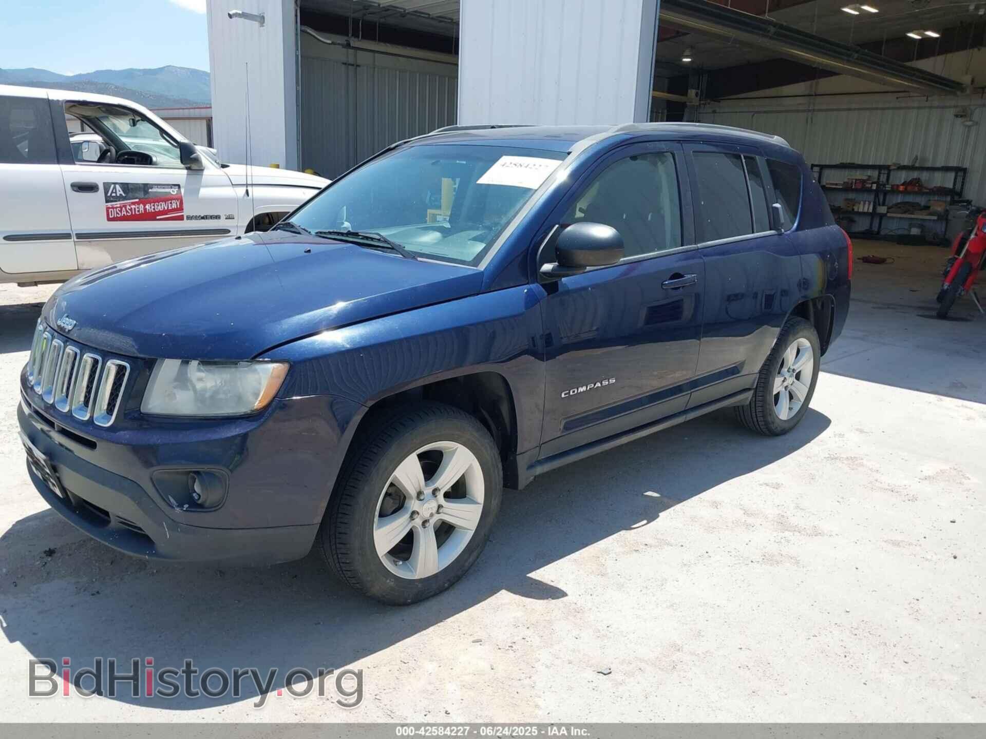 2013 JEEP COMPASS - VIN: 1C4NJCBB9DD141246 - Фото 2