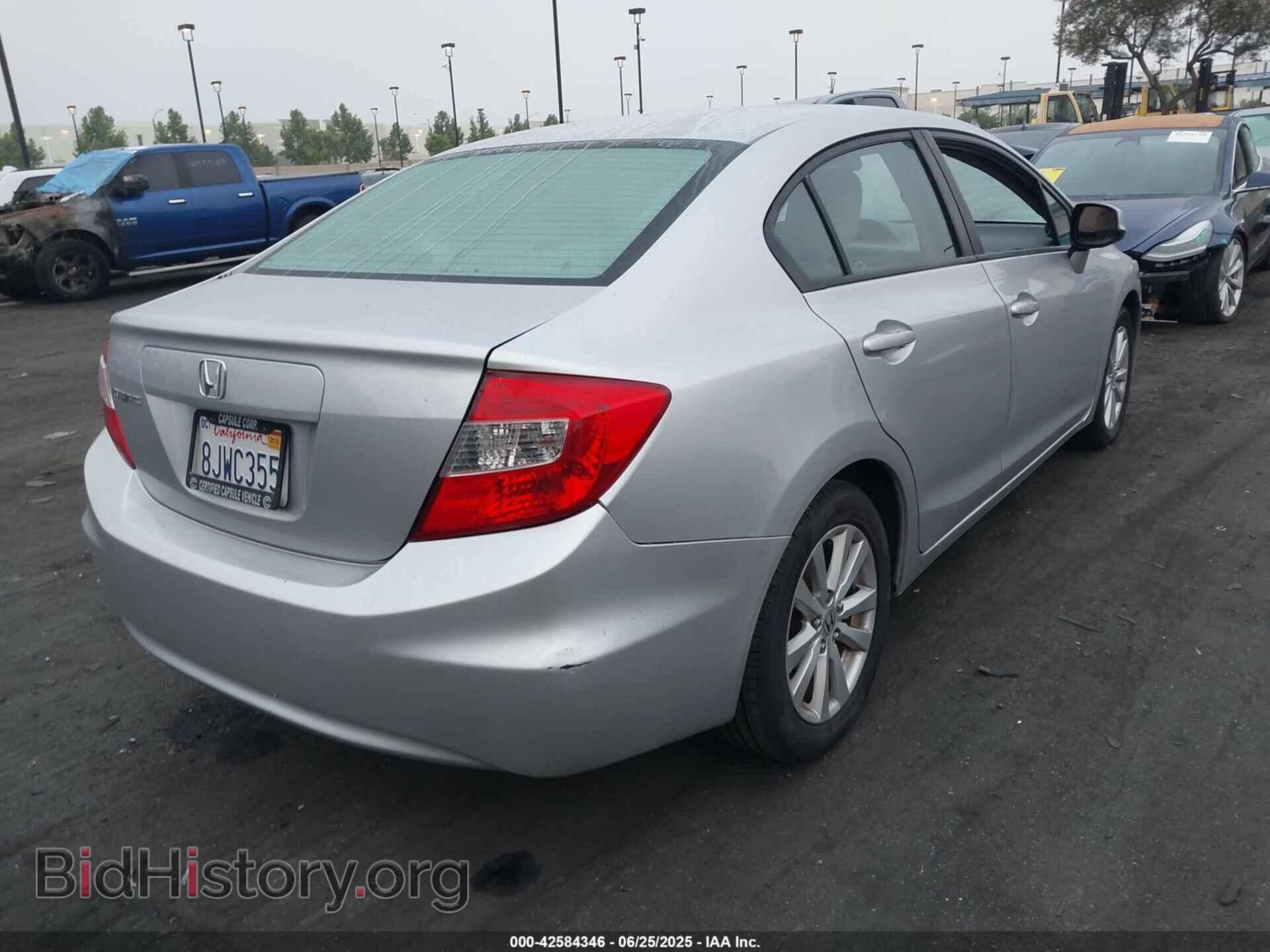 2012 HONDA CIVIC - VIN: 2HGFB2F86CH309700 - Photo 4