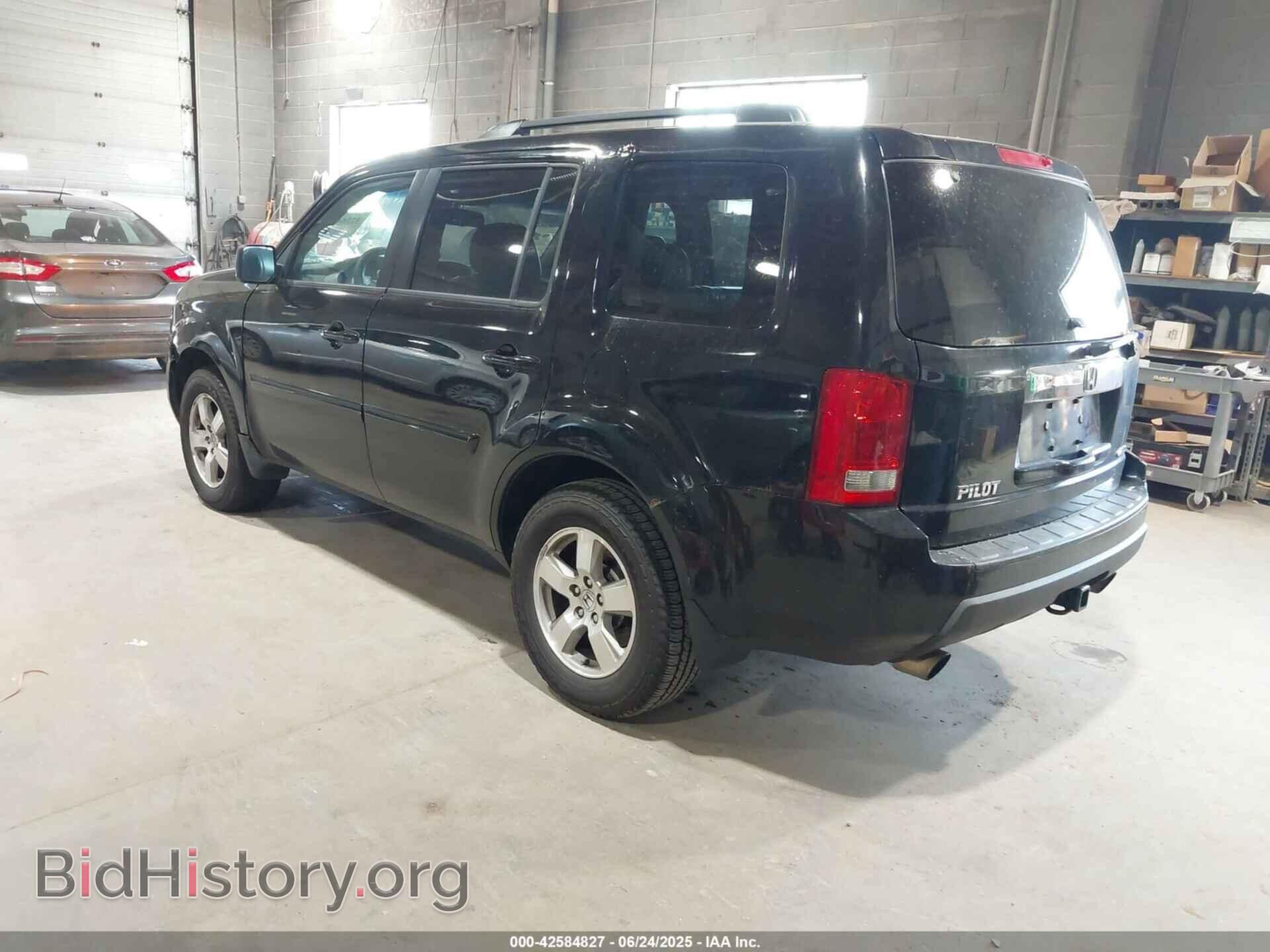 2011 HONDA PILOT - VIN: 5FNYF4H50BB077724 - Фото 3