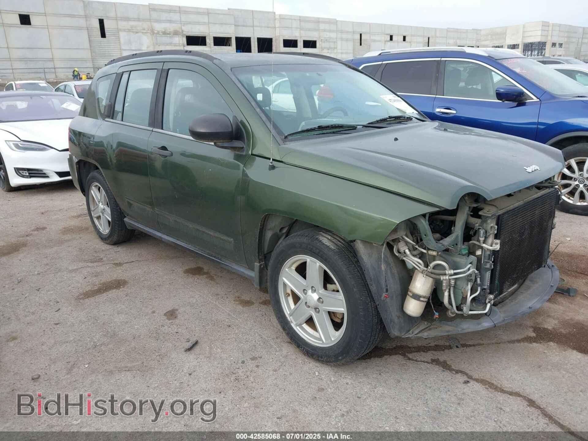 Фотография 1J8FT47W88D557870 - JEEP COMPASS 2008