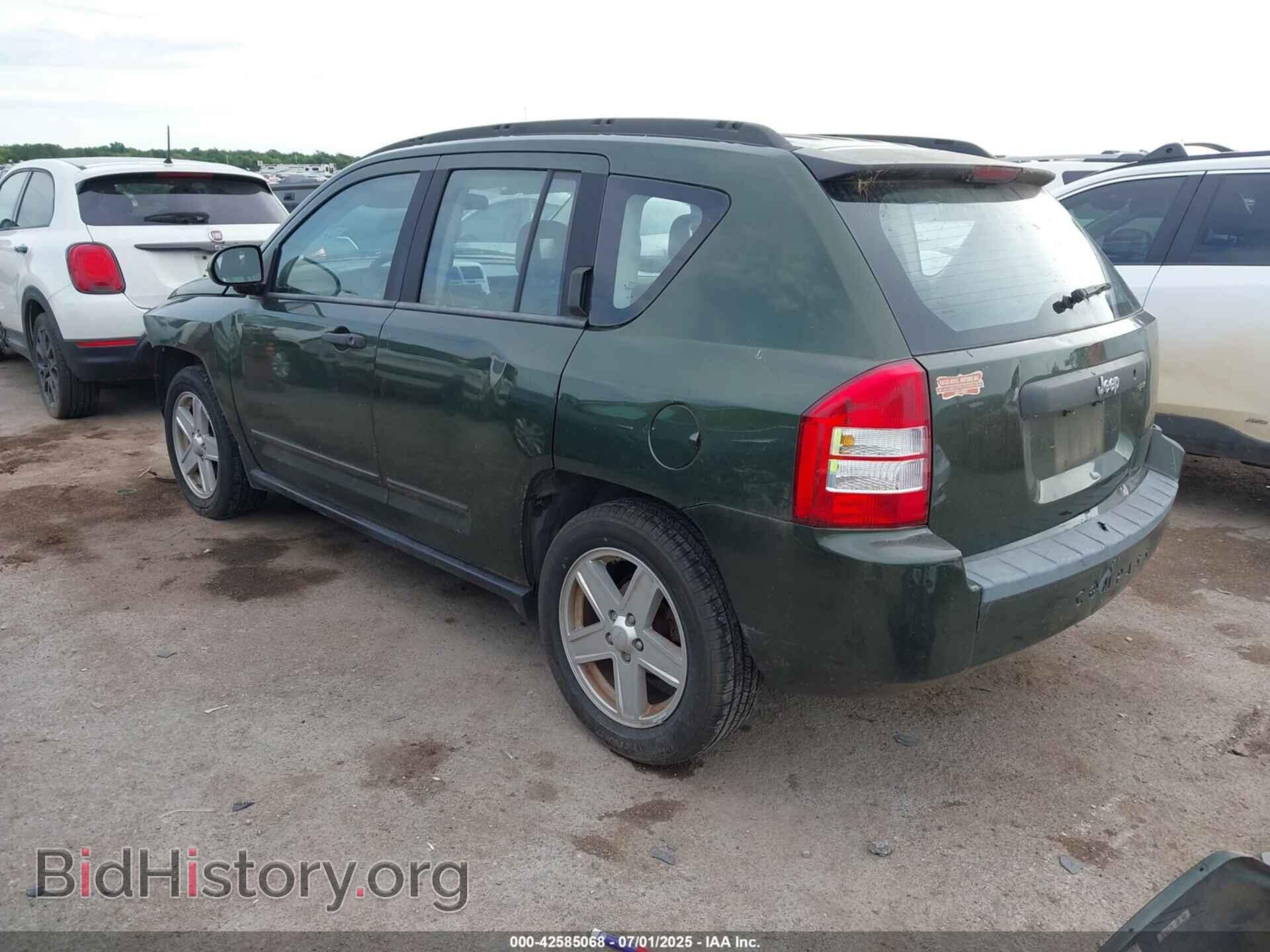 2008 JEEP COMPASS - VIN: 1J8FT47W88D557870 - Фото 3