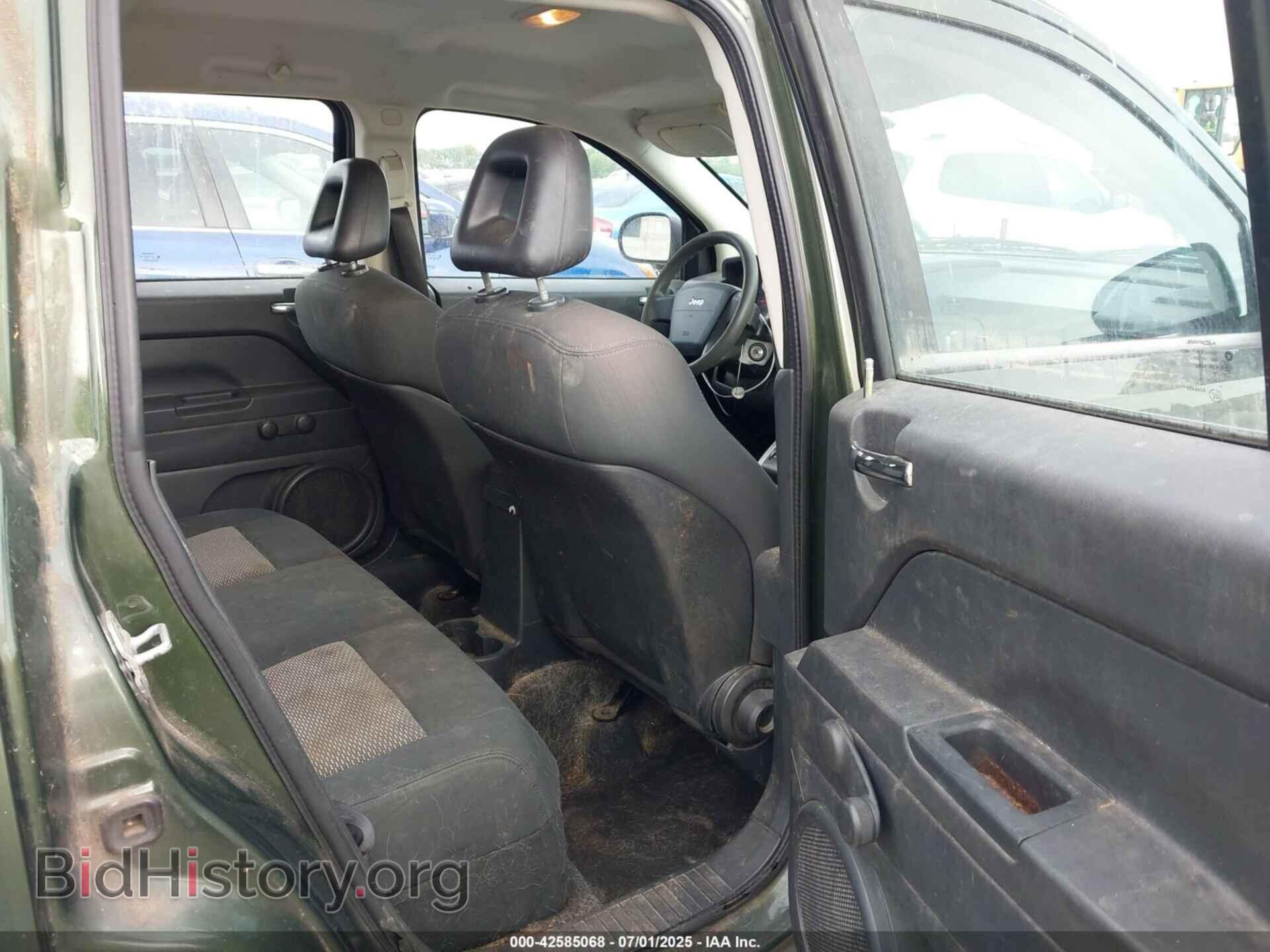 2008 JEEP COMPASS - VIN: 1J8FT47W88D557870 - Фото 8