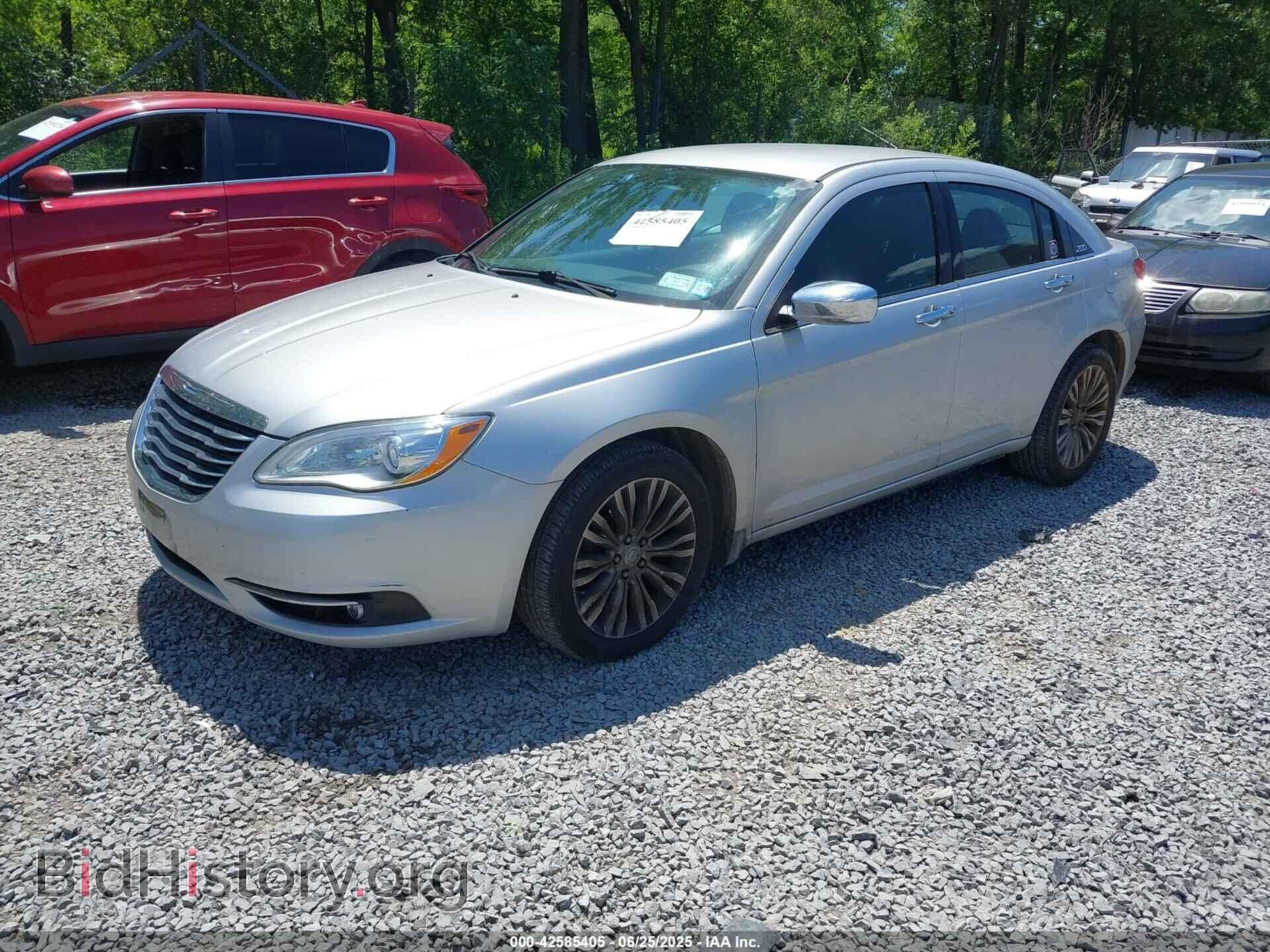 2012 CHRYSLER 200 - VIN: 1C3CCBCB0CN306642 - Фото 2