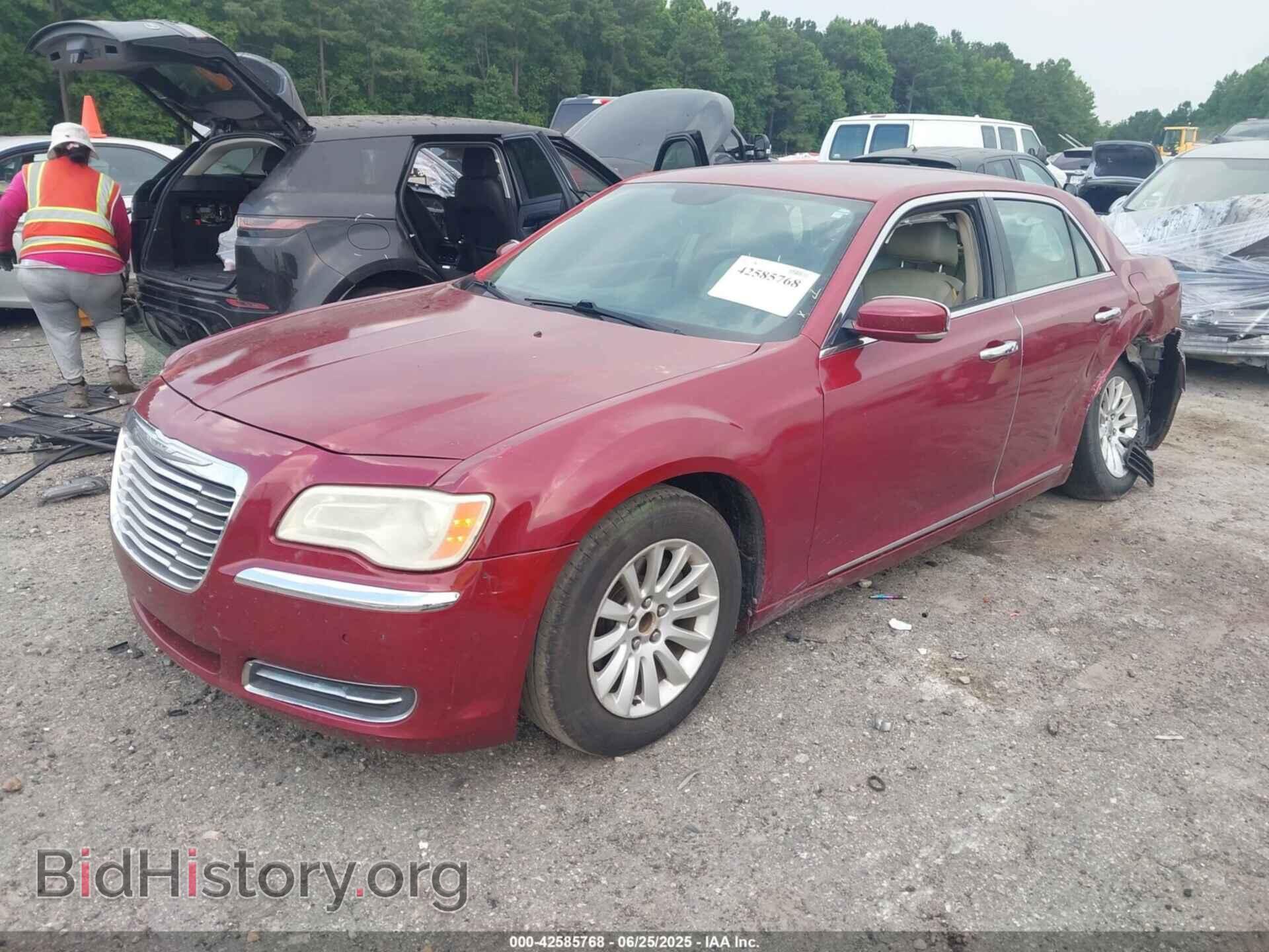 2014 CHRYSLER 300 - VIN: 2C3CCAAG7EH146005 - Фото 2