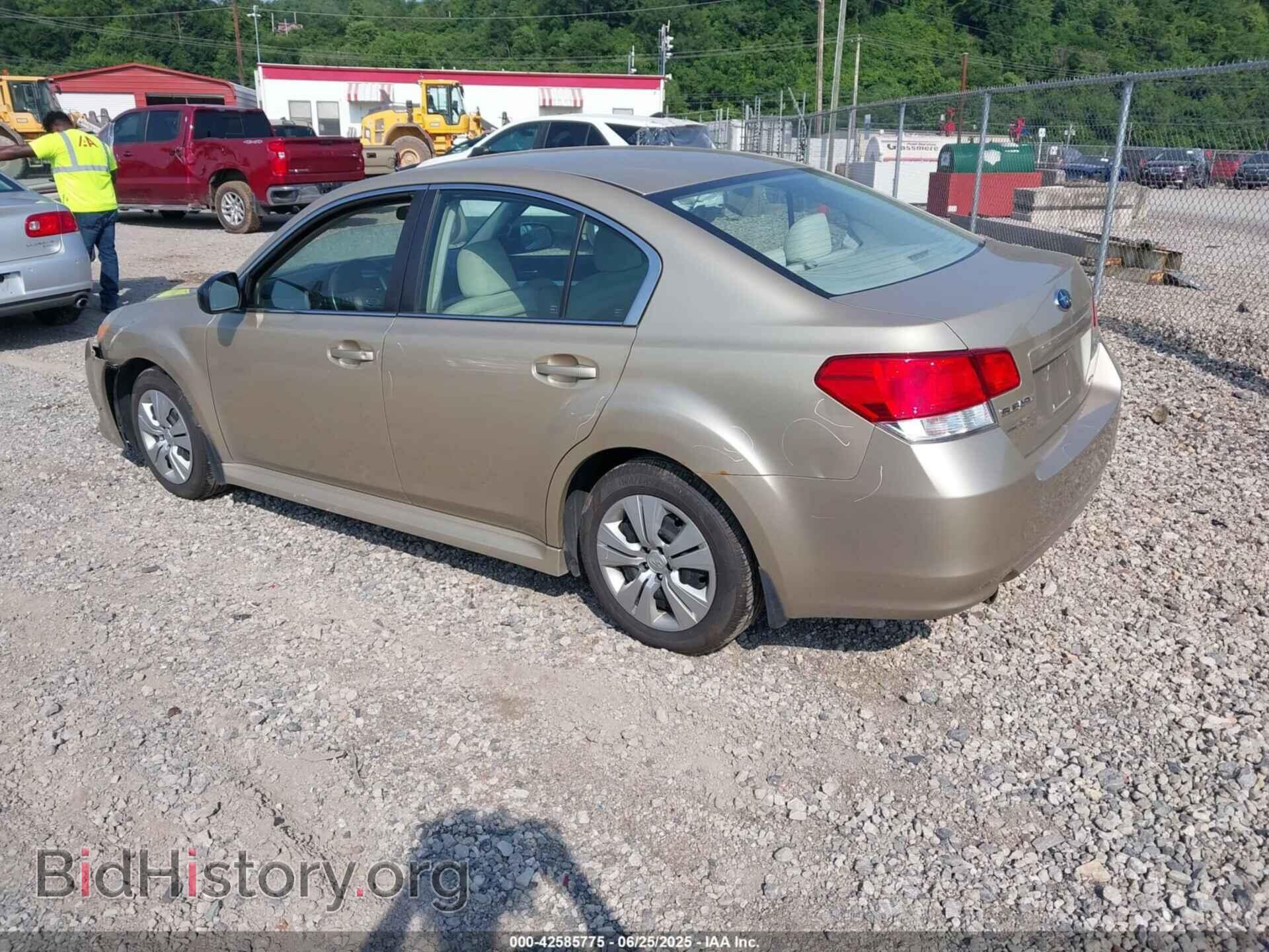 2010 SUBARU LEGACY - VIN: 4S3BMCA66A3218297 - Фото 3