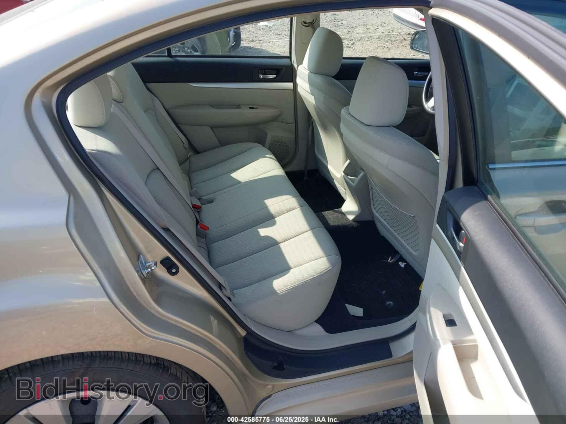 2010 SUBARU LEGACY - VIN: 4S3BMCA66A3218297 - Фото 8