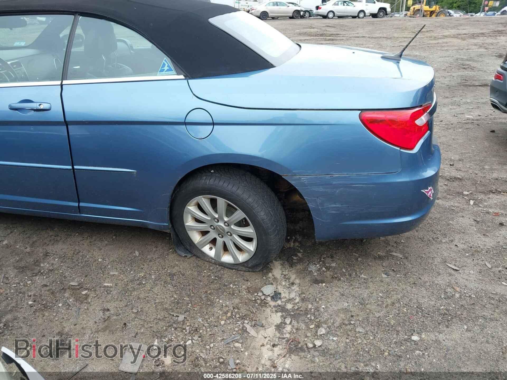 2011 CHRYSLER 200 - VIN: 1C3BC2EB0BN589356 - Фото 6