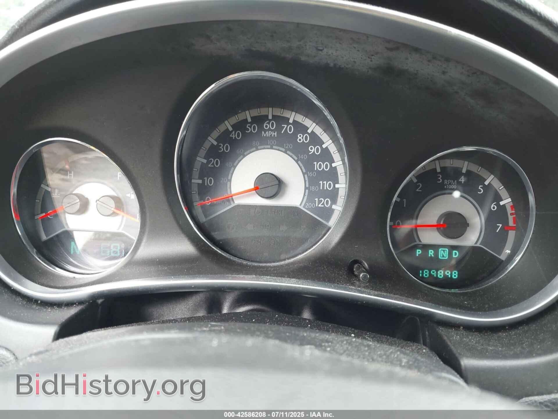 2011 CHRYSLER 200 - VIN: 1C3BC2EB0BN589356 - Фото 7