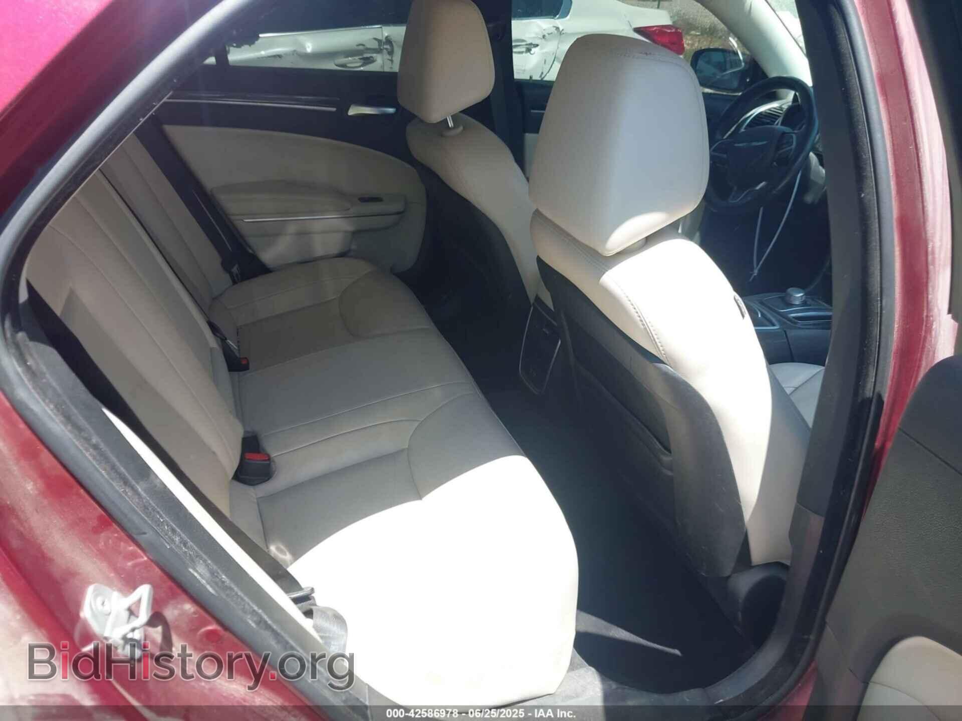 2015 CHRYSLER 300 - VIN: 2C3CCARG5FH887663 - Фото 8