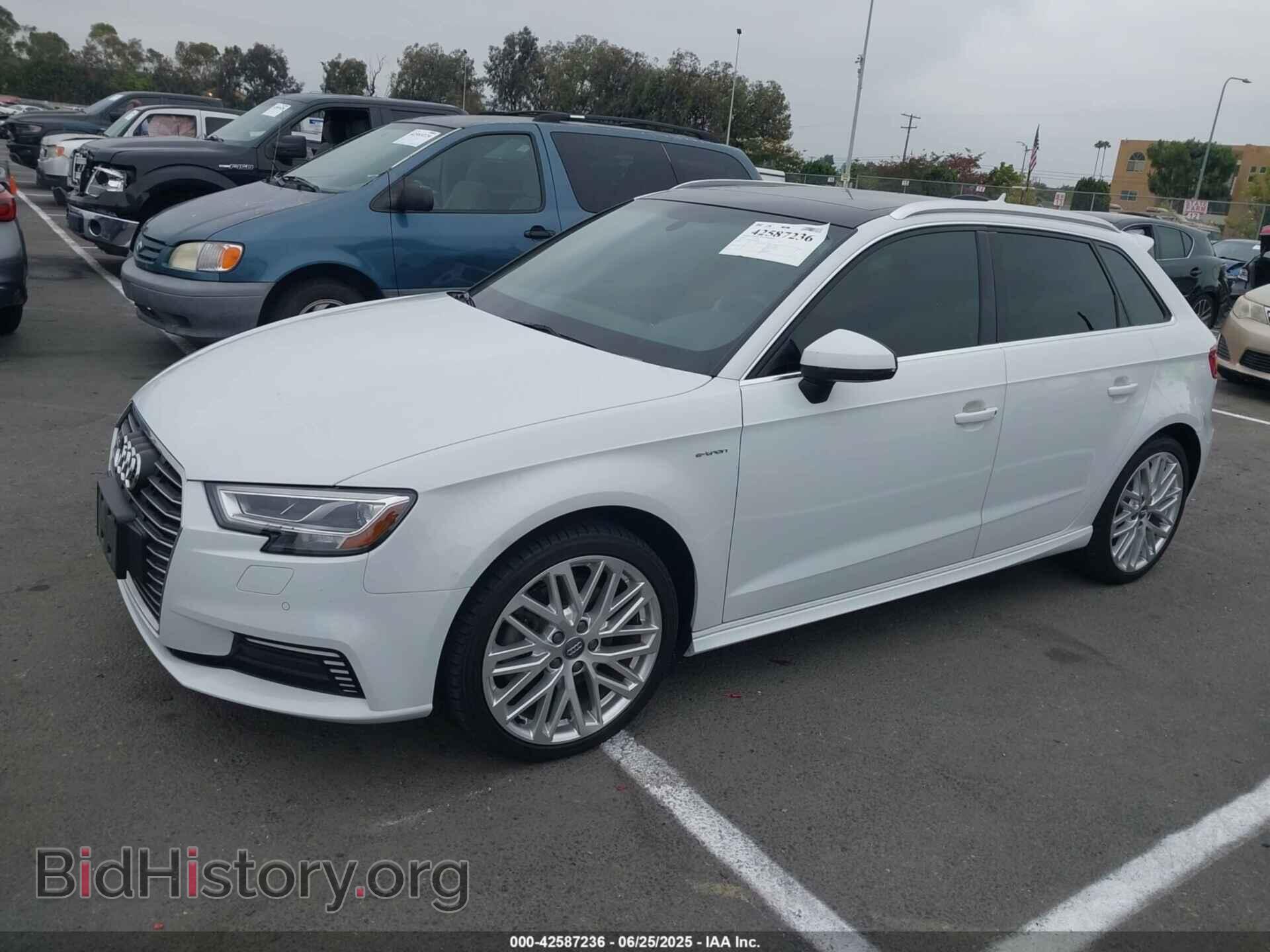 2018 AUDI A3 E-TRON - VIN: WAUTPBFF8JA080950 - Фото 2