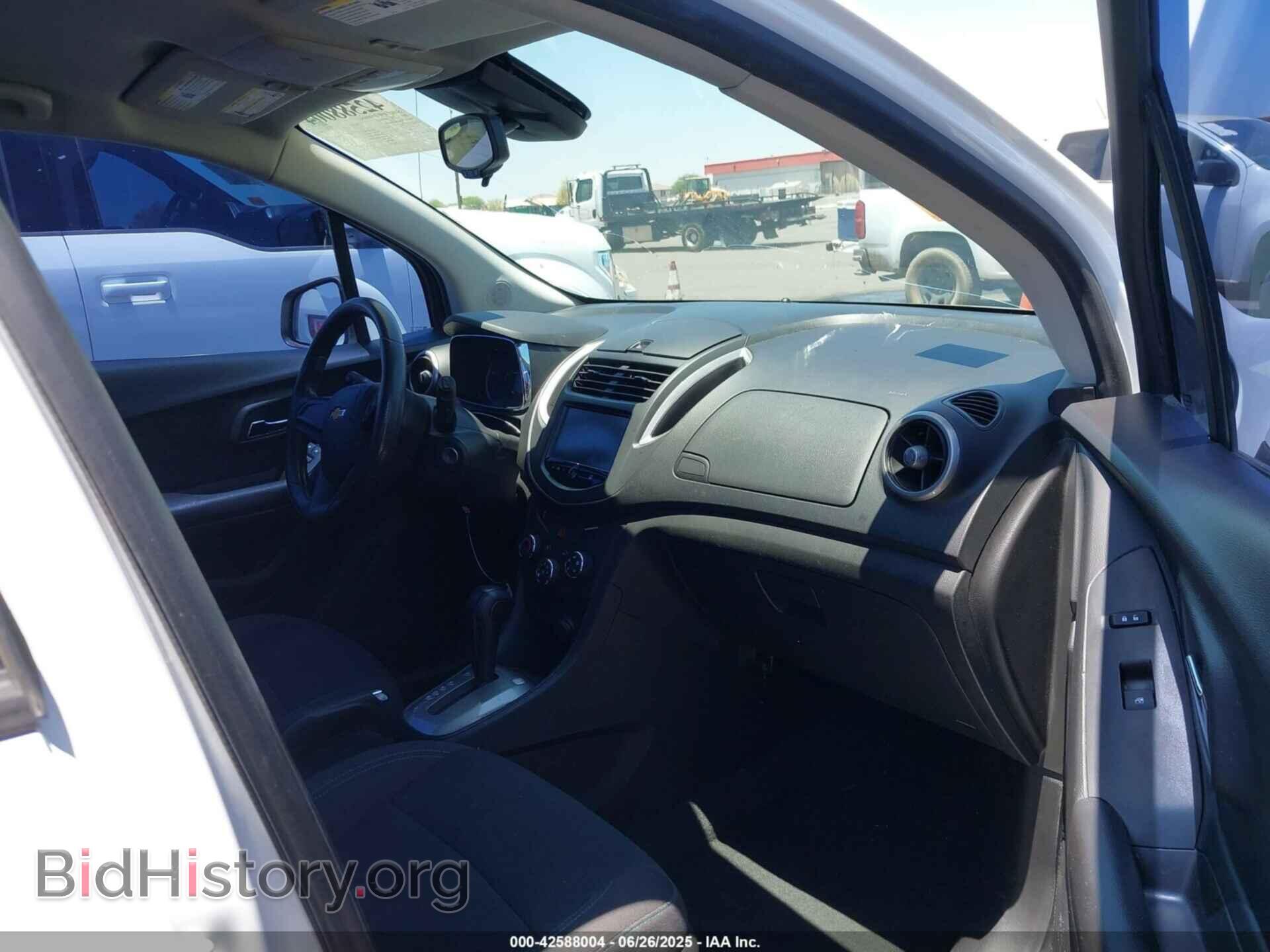 2016 CHEVROLET TRAX - VIN: KL7CJKSB4GB631981 - Фото 5