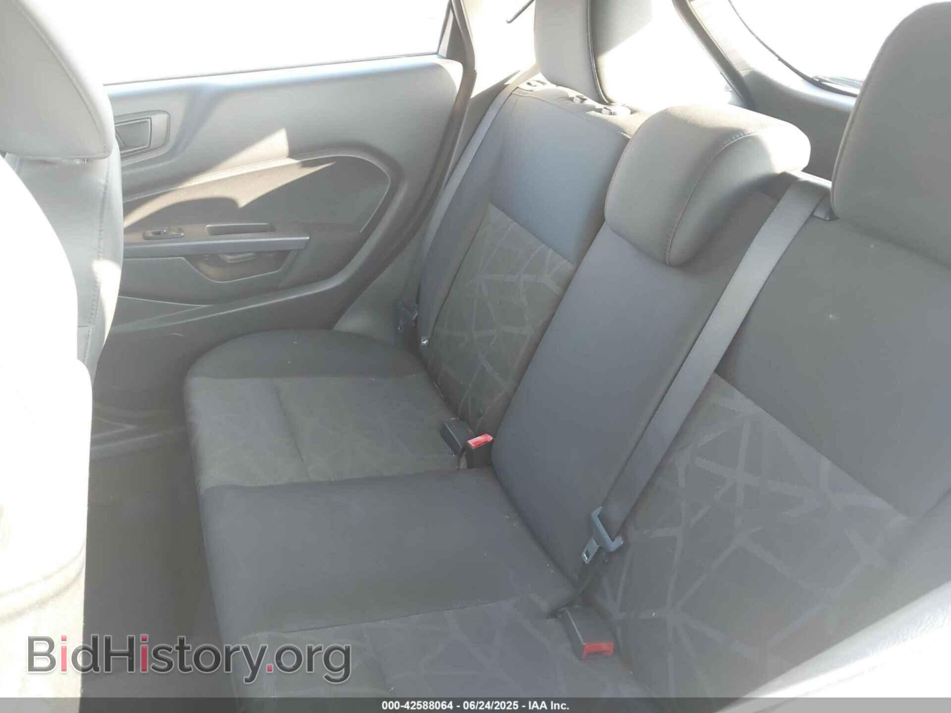 2011 FORD FIESTA - VIN: 3FADP4EJ2BM233373 - Photo 8