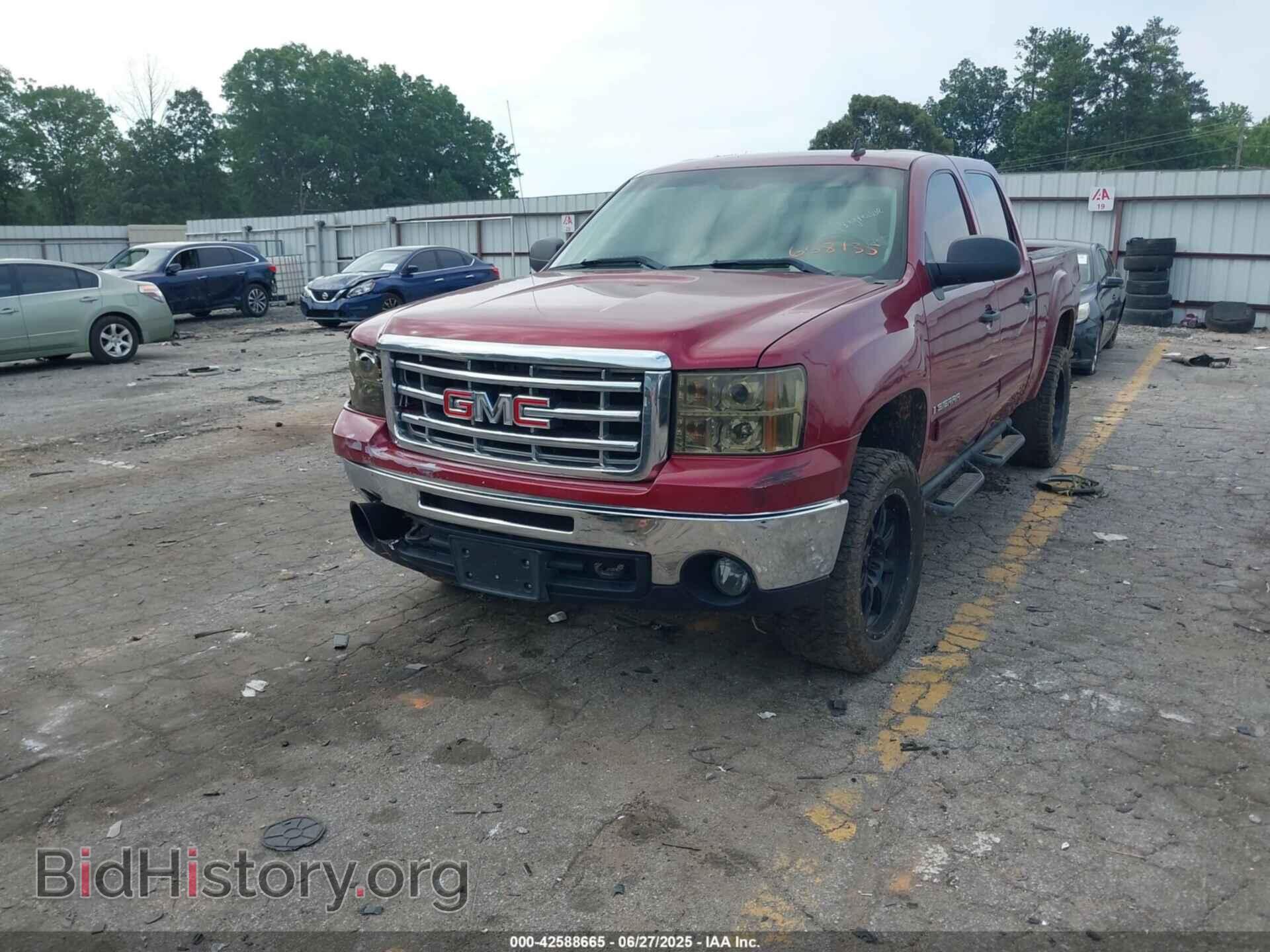 2007 GMC SIERRA 1500 - VIN: 2GTEK13M871658135 - Фото 2