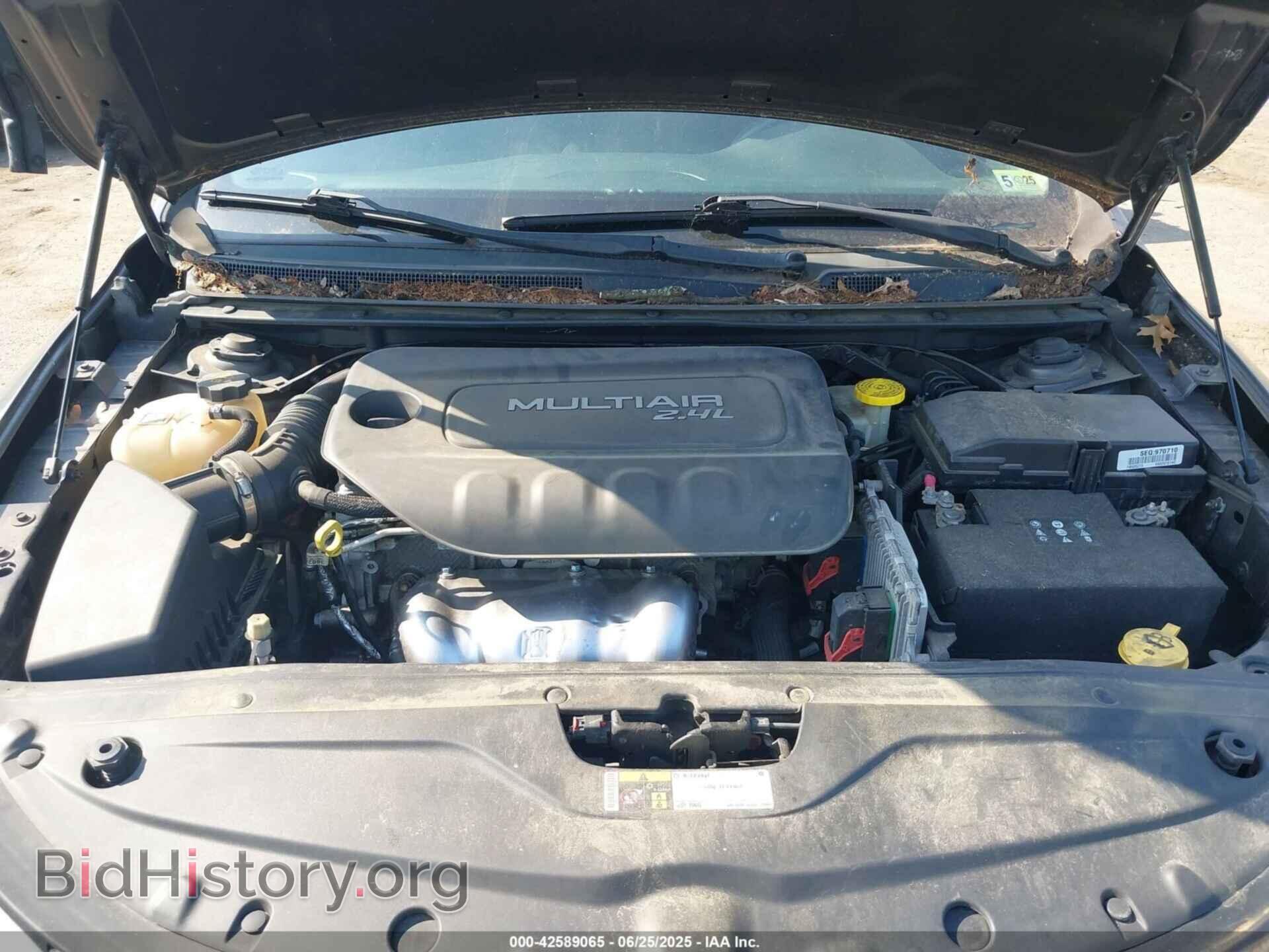 2015 CHRYSLER 200 - VIN: 1C3CCCAB8FN505273 - Фото 10