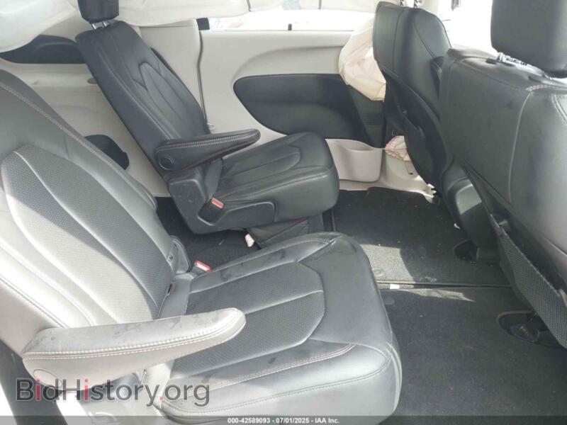 2020 Chrysler PACIFICA (VIN 2C4RC1BG6LR120961) — фото 8 из 19
