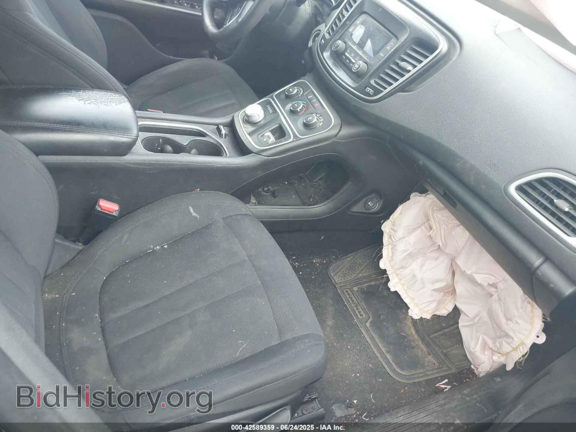 2016 CHRYSLER 200 - VIN: 1C3CCCFB0GN130859 - Фото 5