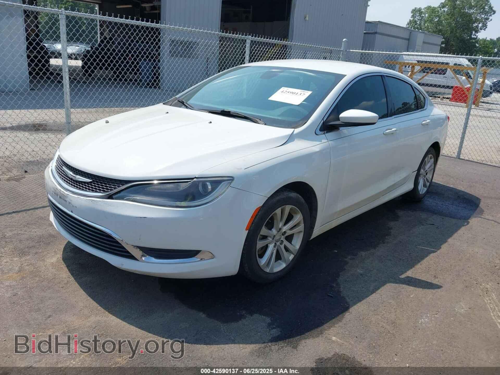 2015 CHRYSLER 200 - VIN: 1C3CCCAB1FN657802 - Photo 2