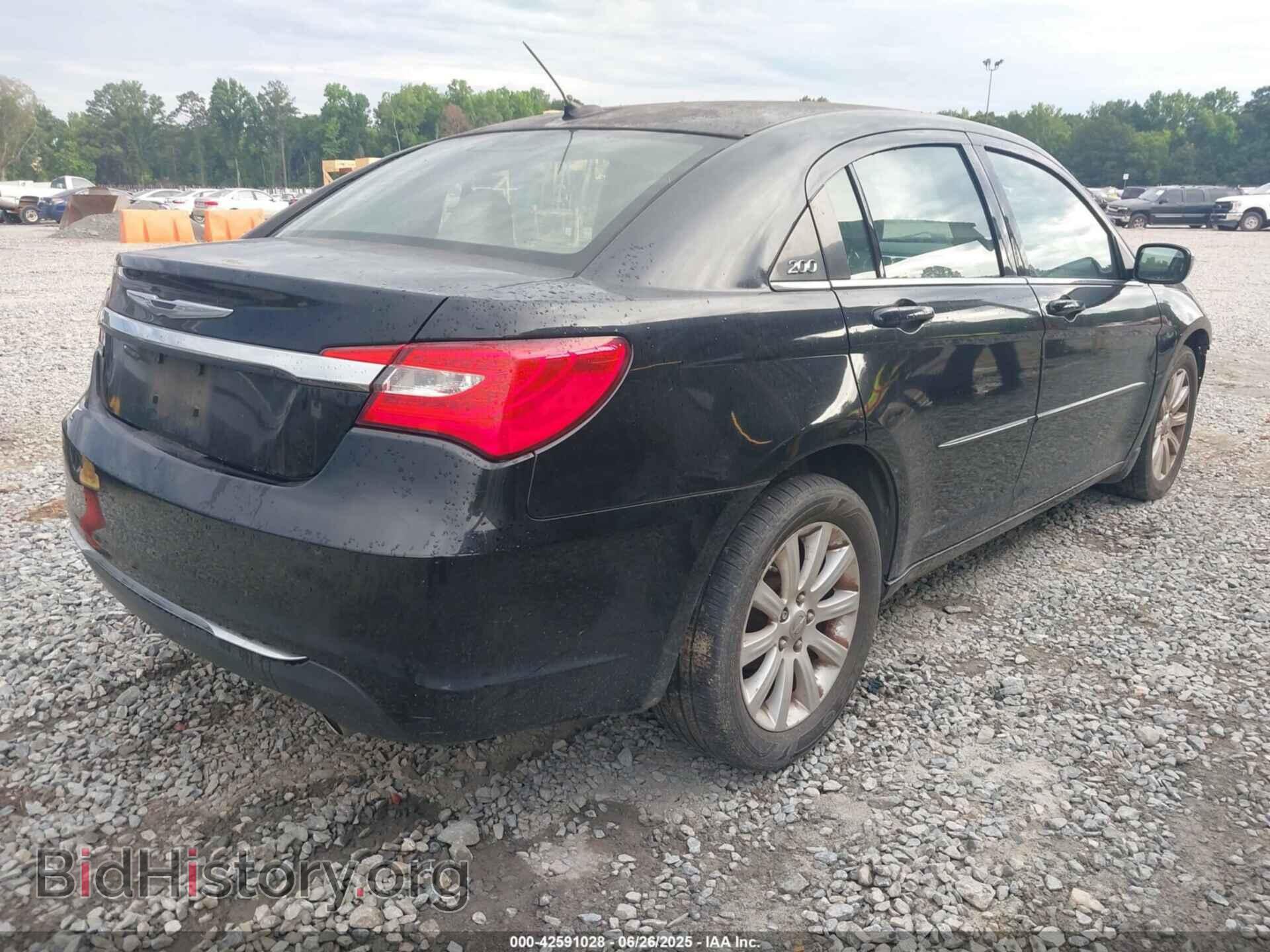 2013 CHRYSLER 200 - VIN: 1C3CCBBGXDN704326 - Фото 4