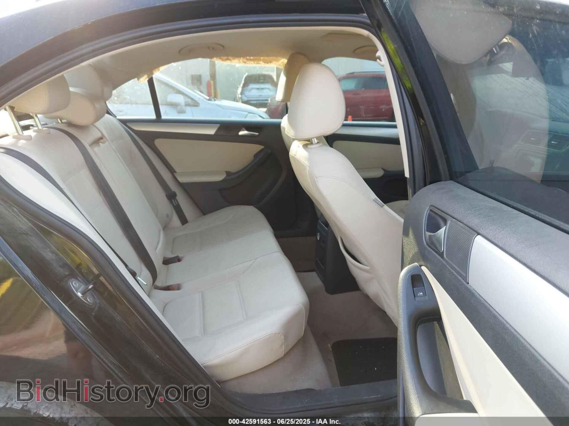2011 VOLKSWAGEN JETTA - VIN: 3VWLL7AJXBM042063 - Фото 8