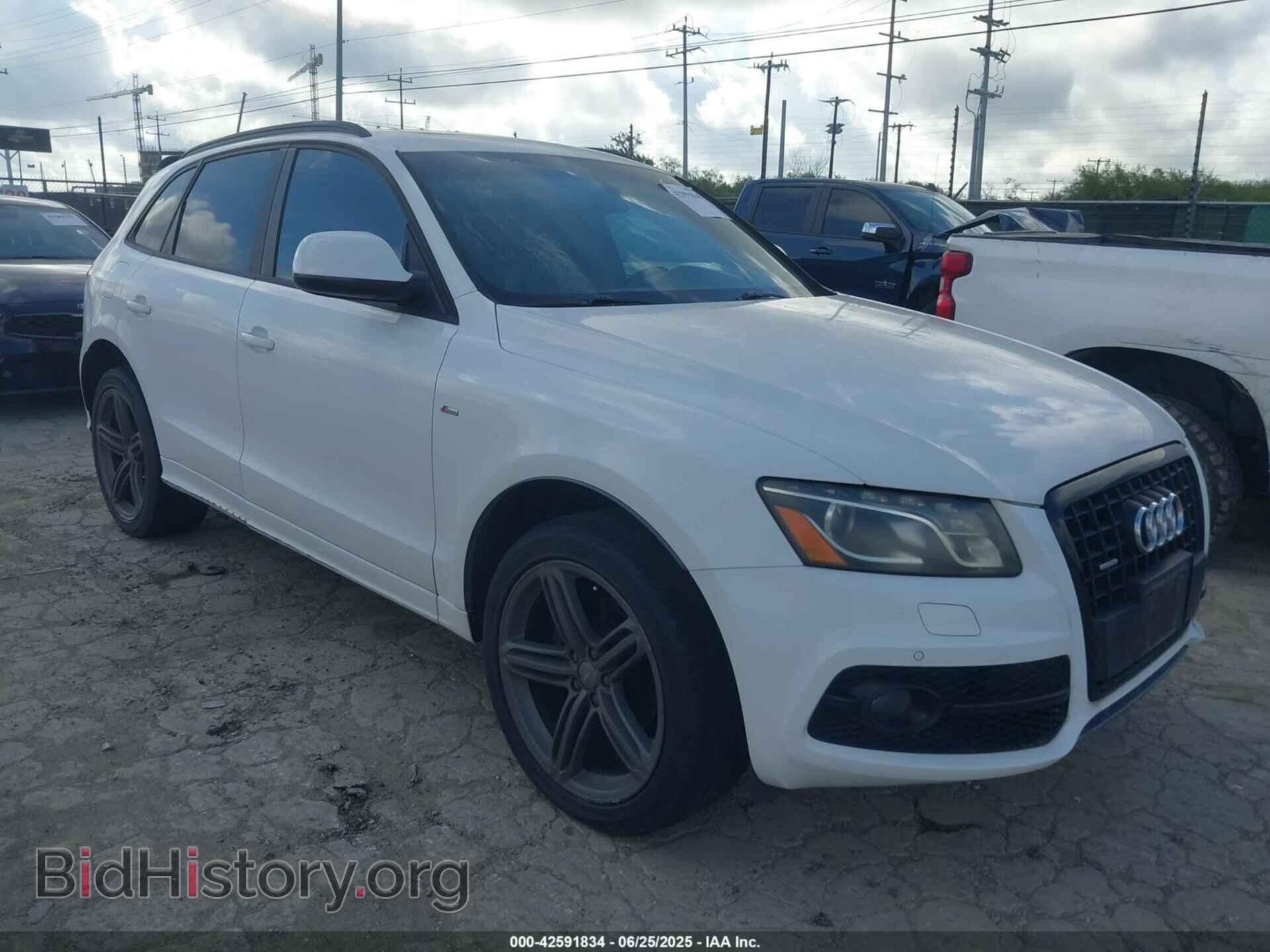 Фотография WA1DKAFP1CA063817 - AUDI Q5 2012