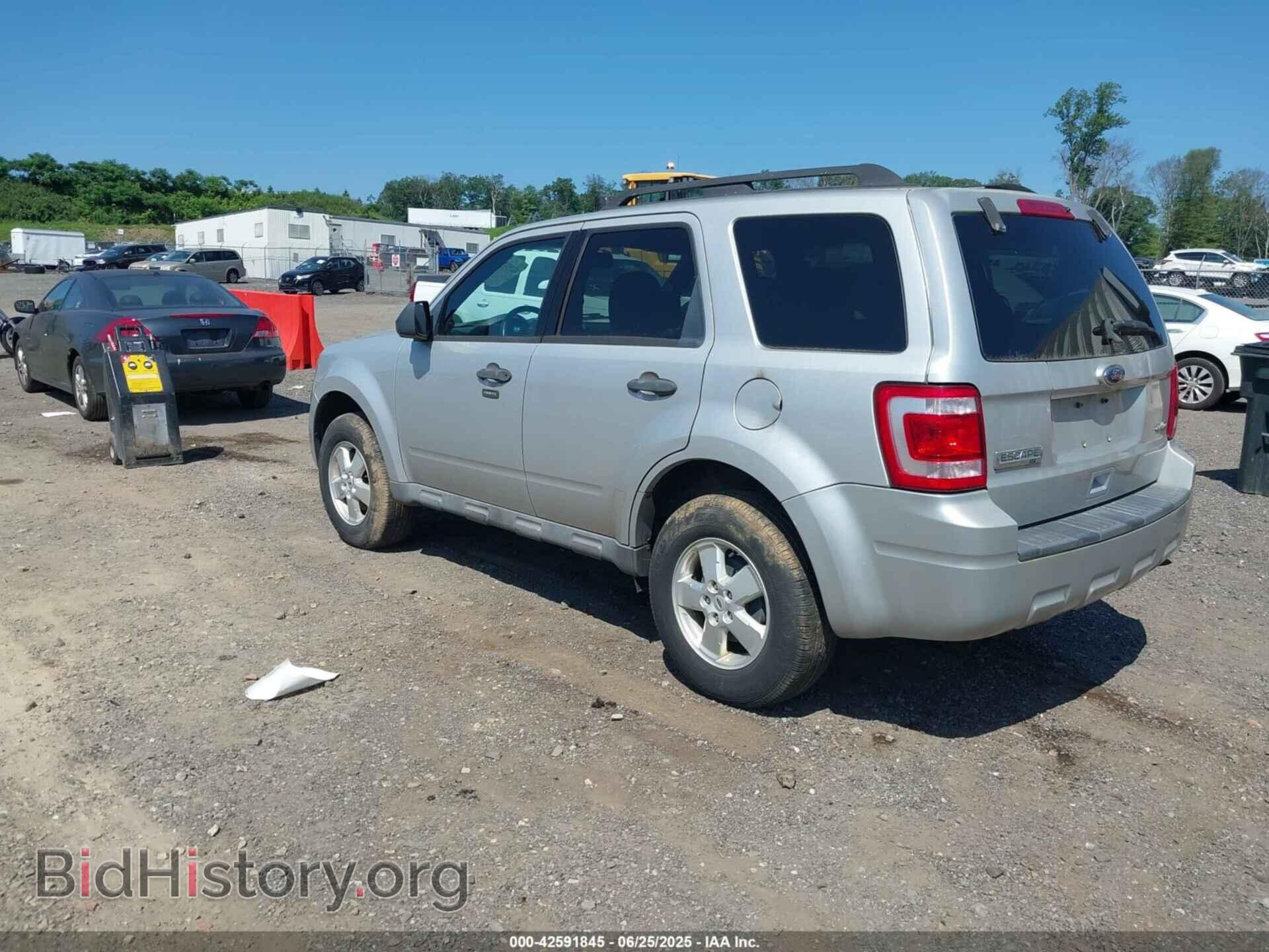 2009 FORD ESCAPE - VIN: 1FMCU93779KB22110 - Фото 3