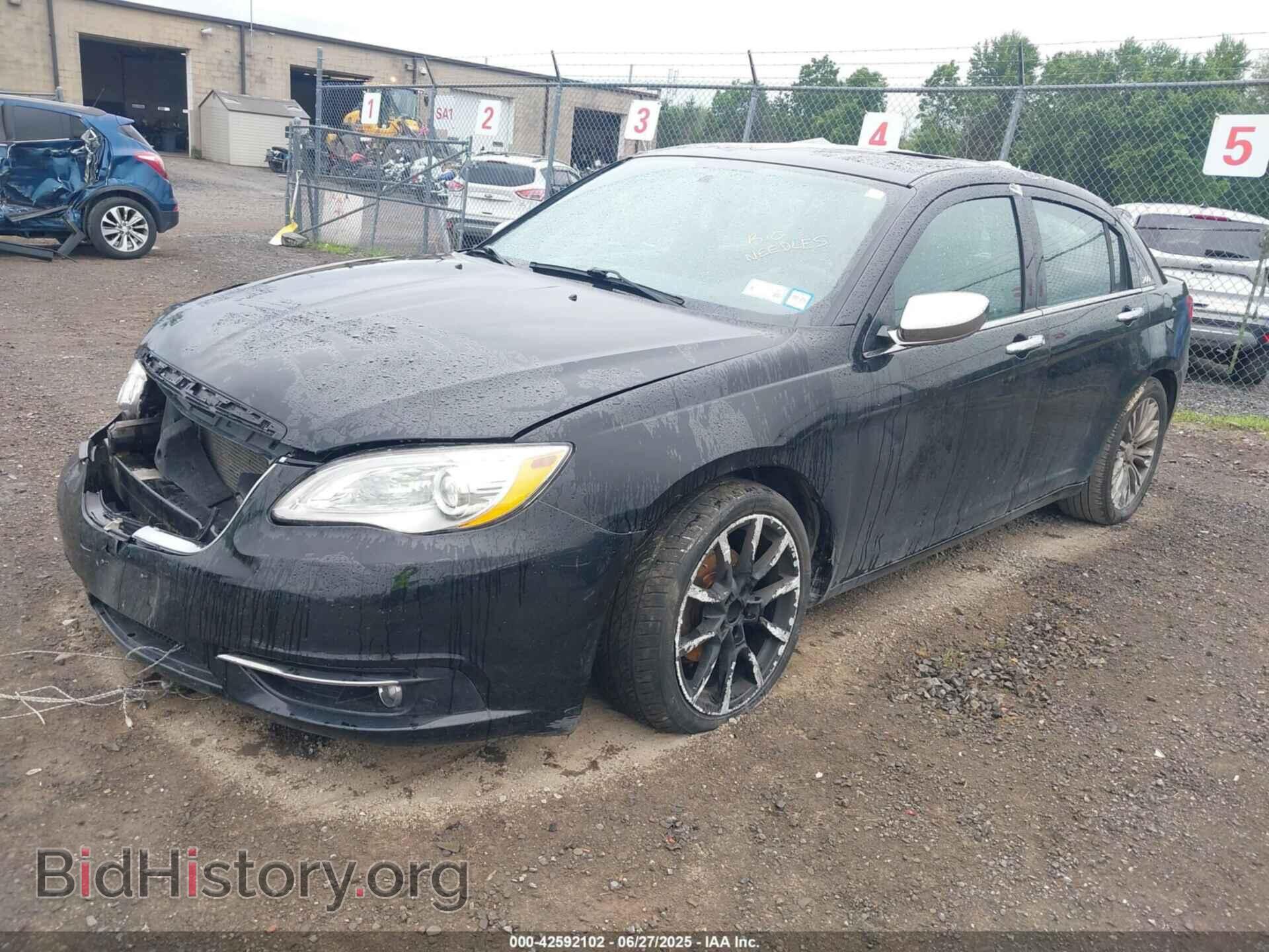 2013 CHRYSLER 200 - VIN: 1C3CCBCG5DN578617 - Фото 2