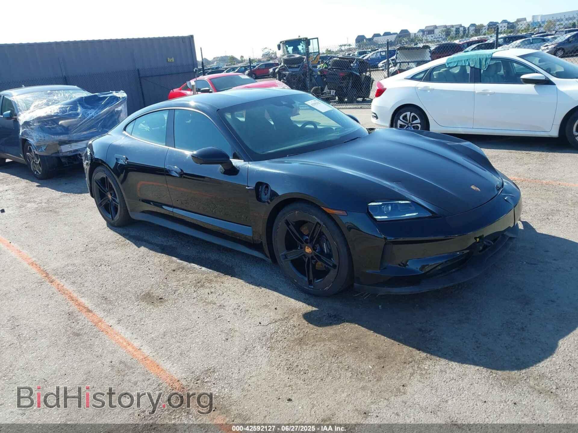 Photo WP0AA2Y18SSA10392 - PORSCHE TAYCAN 2025