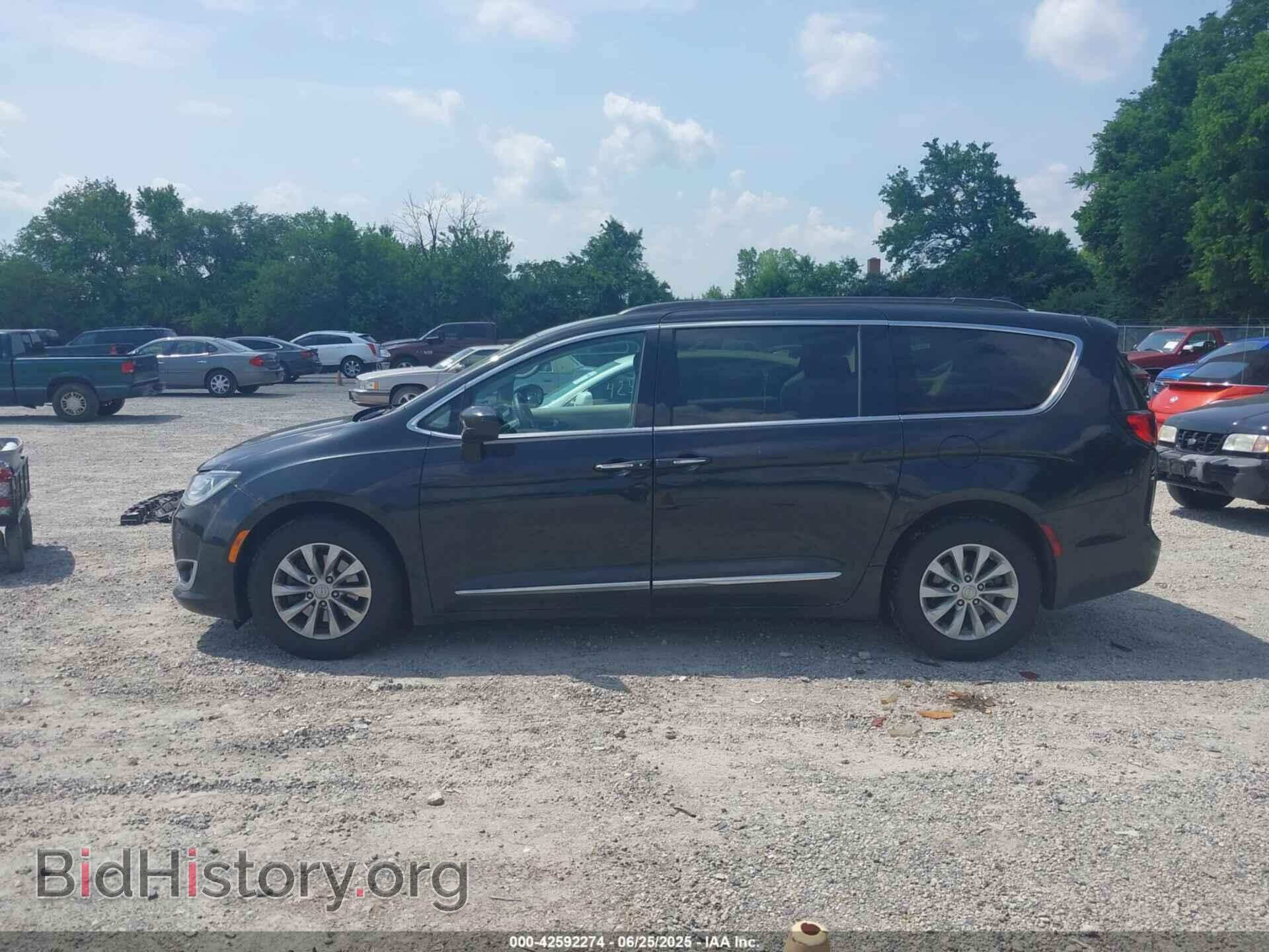 2017 CHRYSLER PACIFICA - VIN: 2C4RC1BGXHR535224 - Фото 14