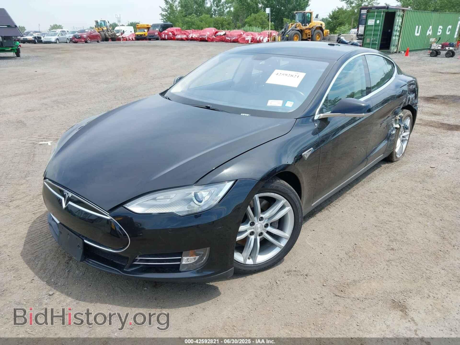 2014 TESLA MODEL S - VIN: 5YJSA1H13EFP36111 - Фото 2