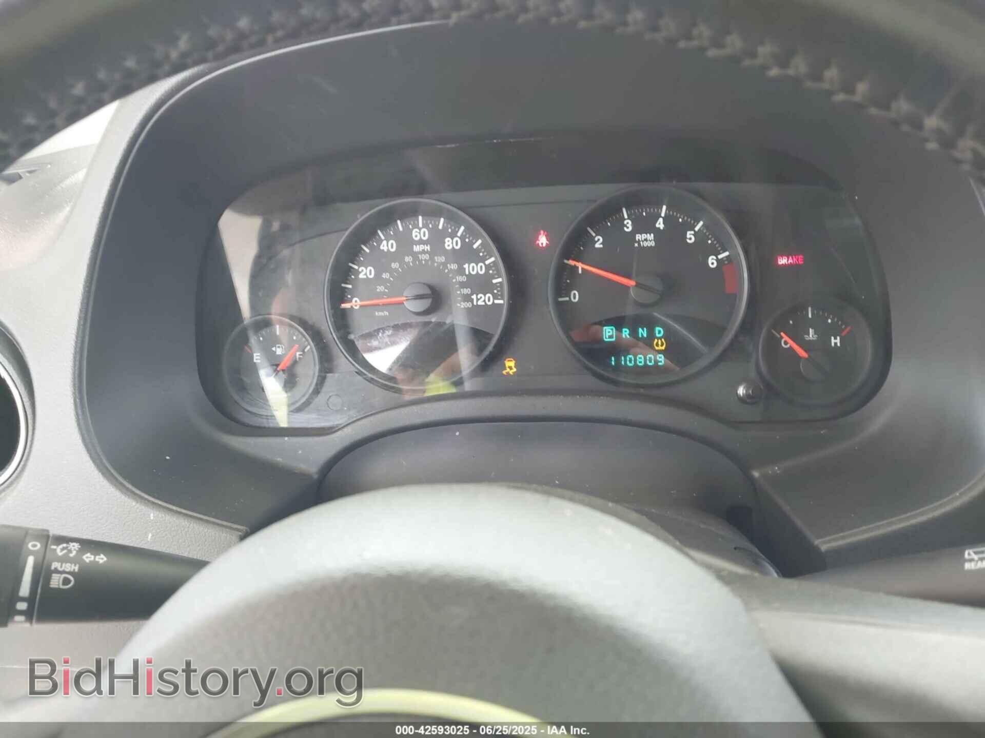 2011 JEEP COMPASS - VIN: 1J4NT1FB6BD229283 - Фото 7