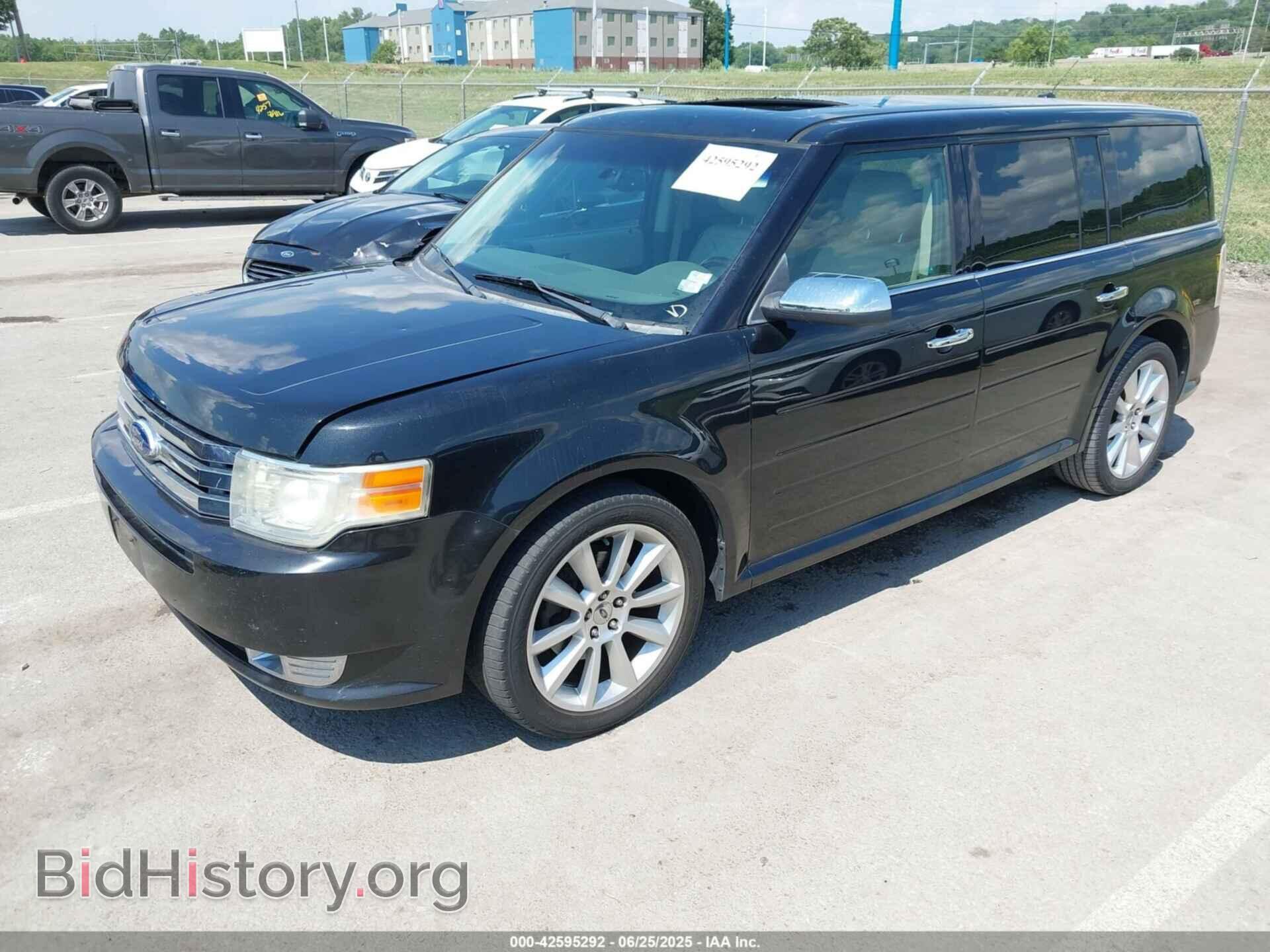 2011 FORD FLEX - VIN: 2FMGK5DC8BBD20562 - Photo 2
