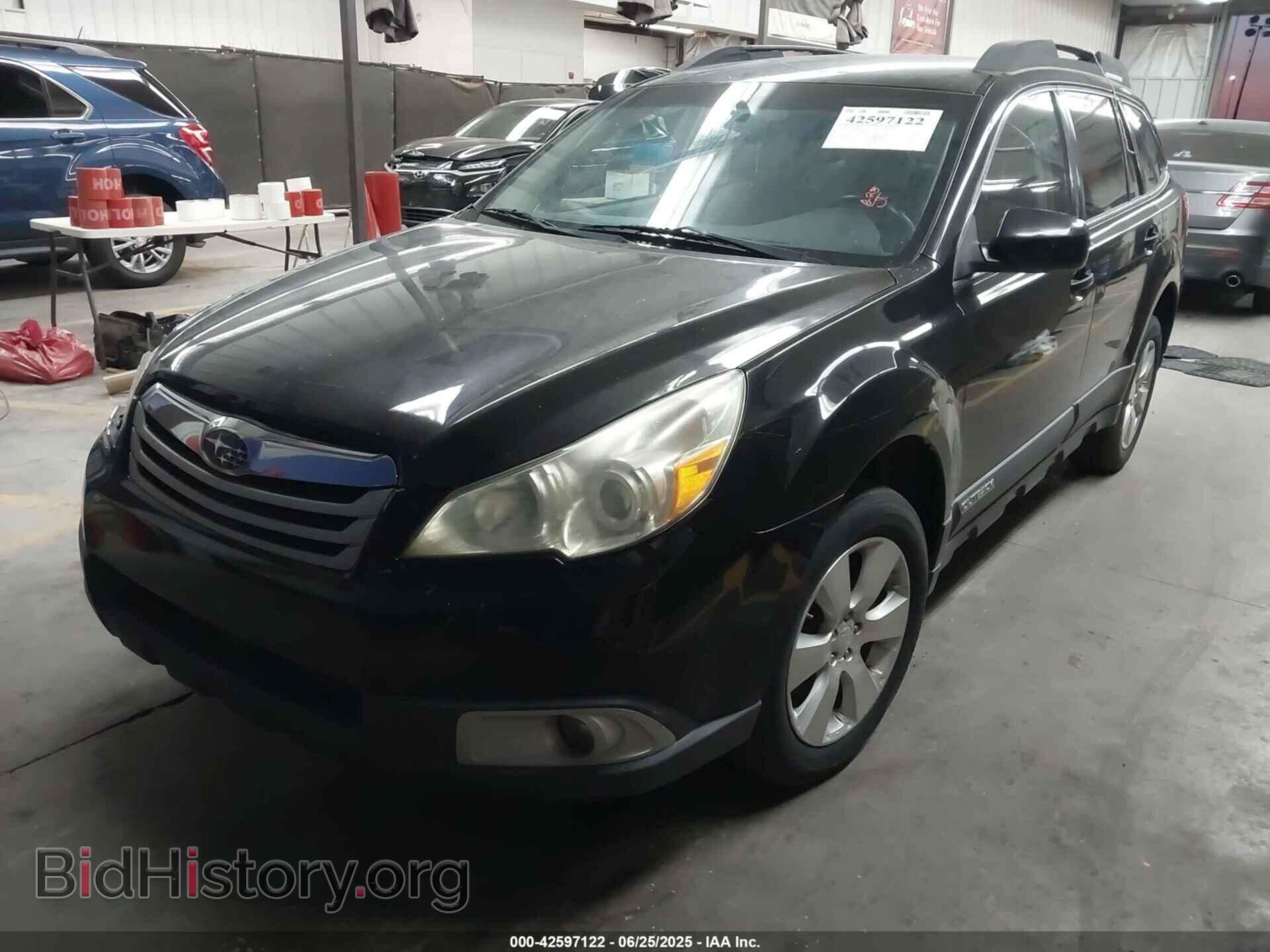 2011 SUBARU OUTBACK - VIN: 4S4BRDAC2B2401471 - Фото 2