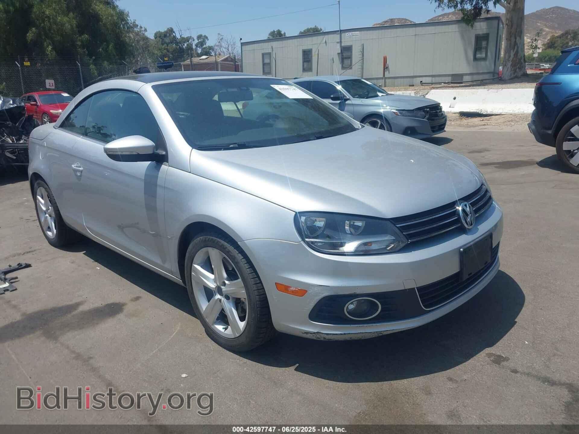 Фотография WVWFW7AH7CV003605 - VOLKSWAGEN EOS 2012